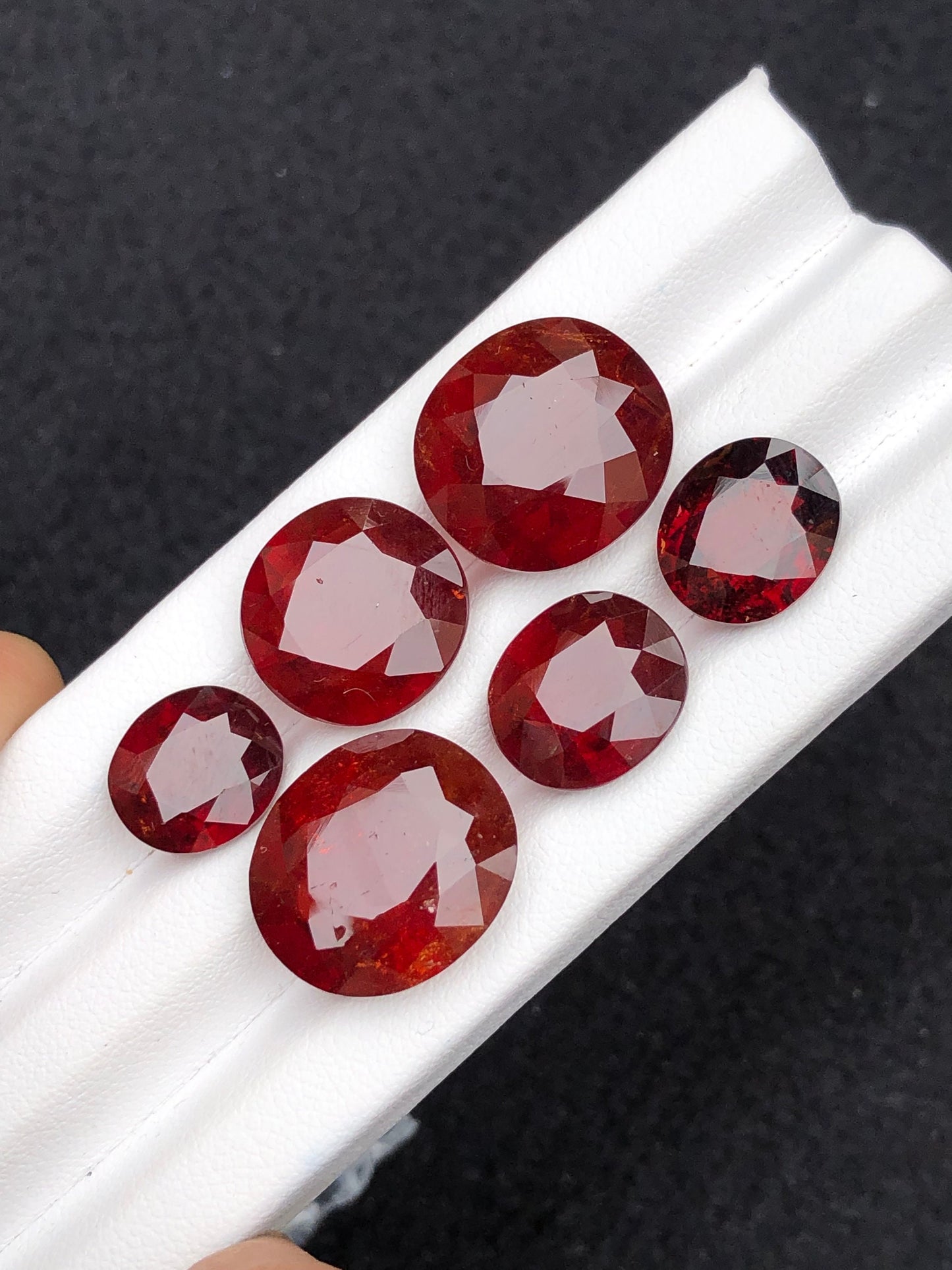 Natural faceted garnet 63.80 carats