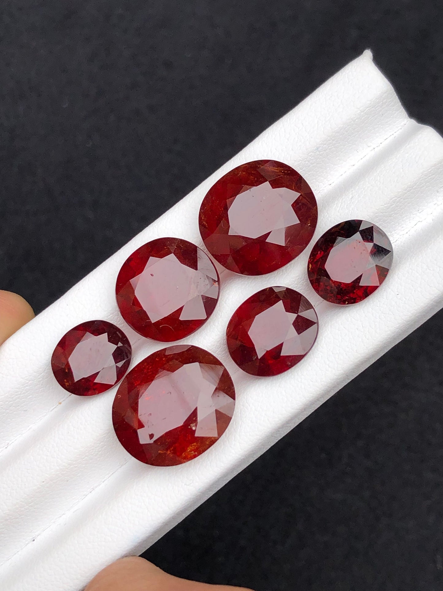 Natural faceted garnet 63.80 carats