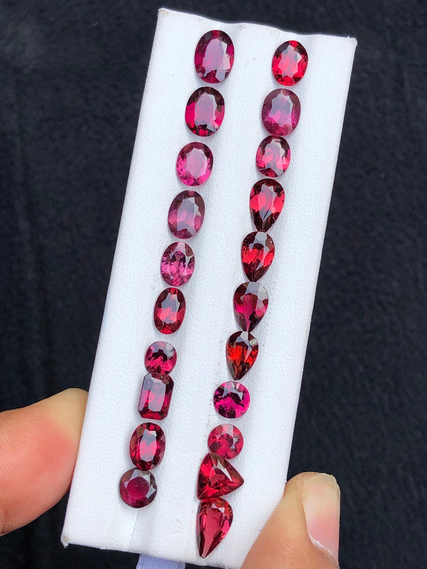 Natural faceted garnet 25.20 carats