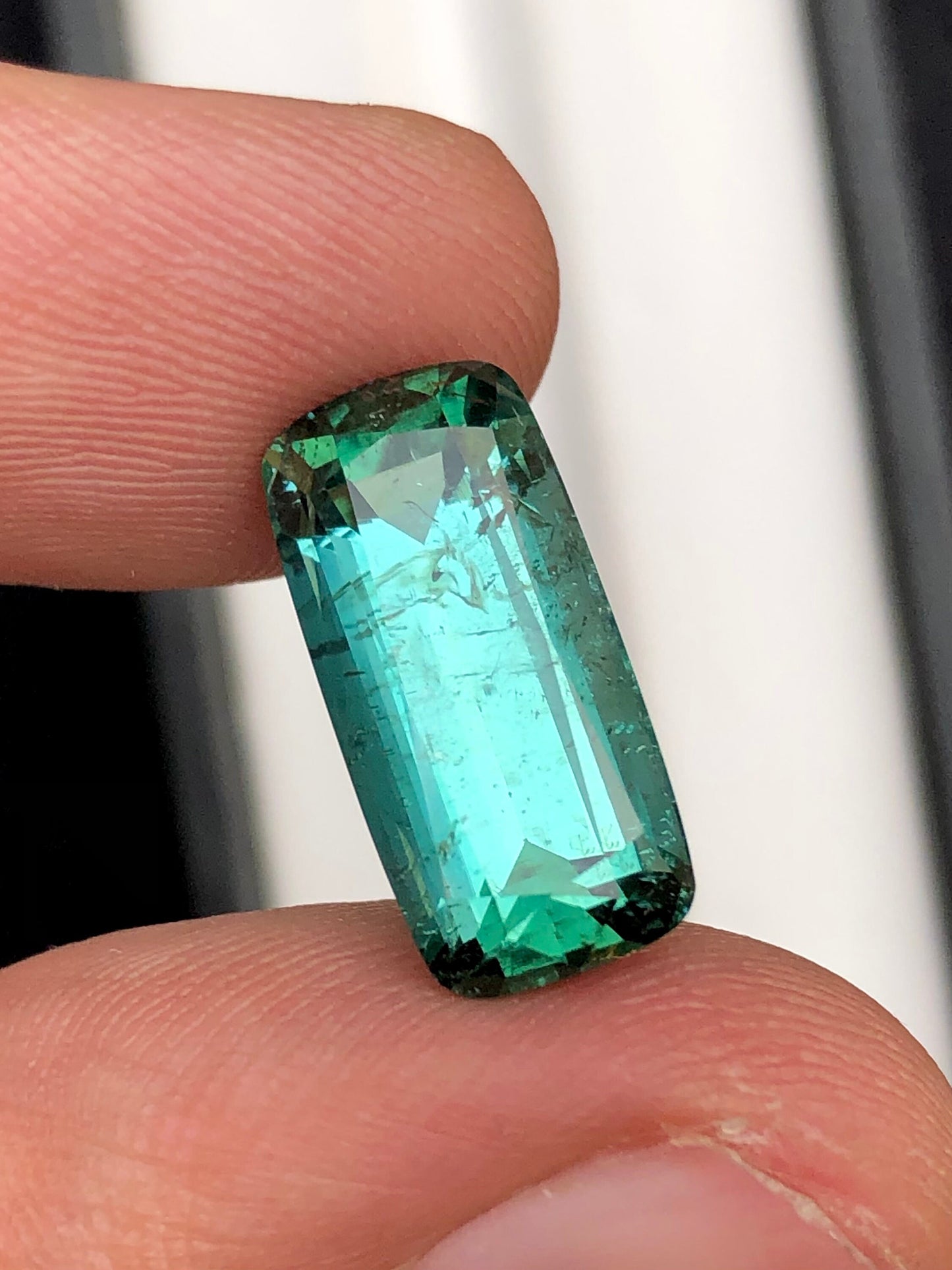 Greenish blue tourmaline 8.40 carat natural