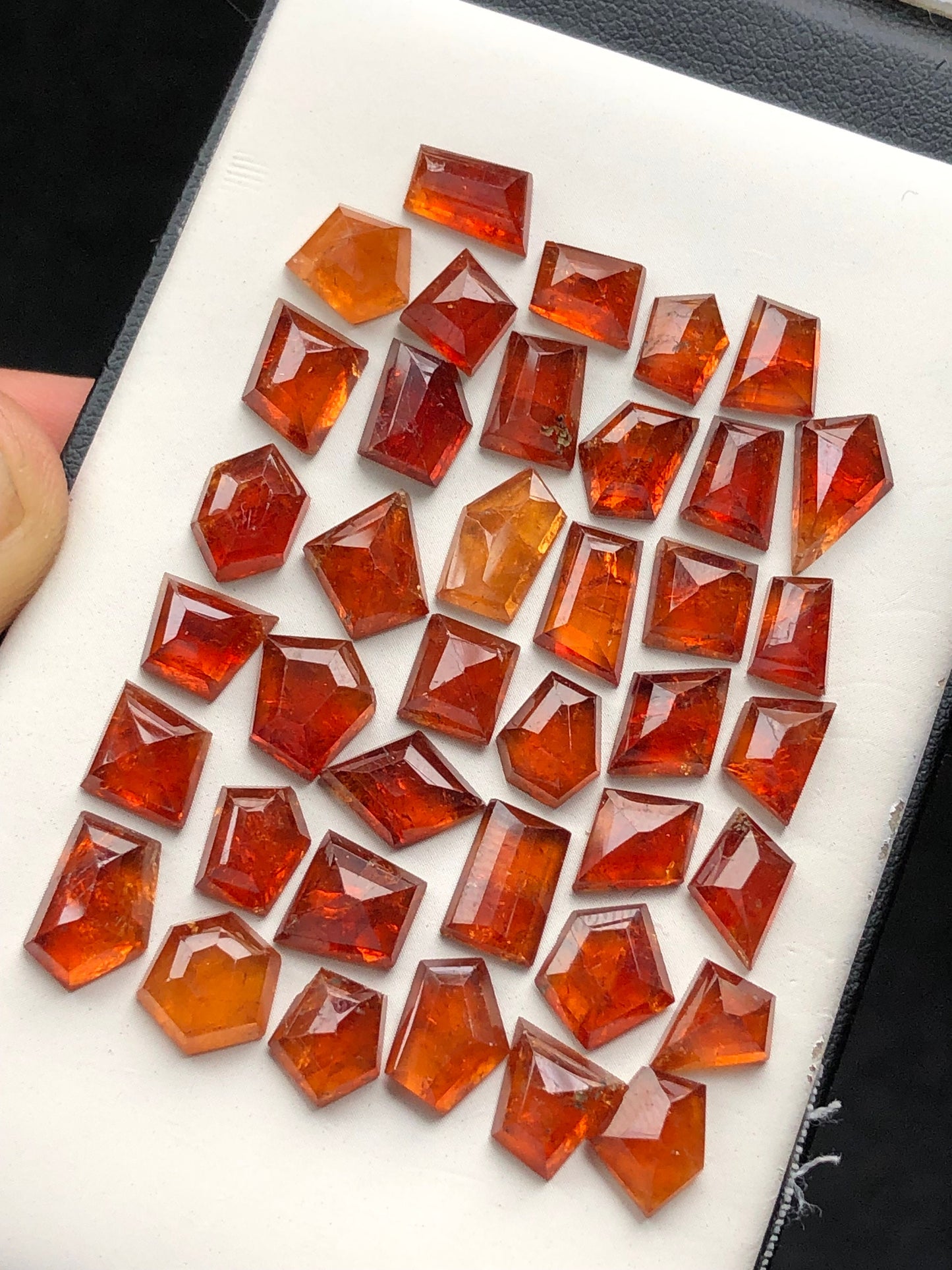 Natural garnet rose cuts 77.80 carats