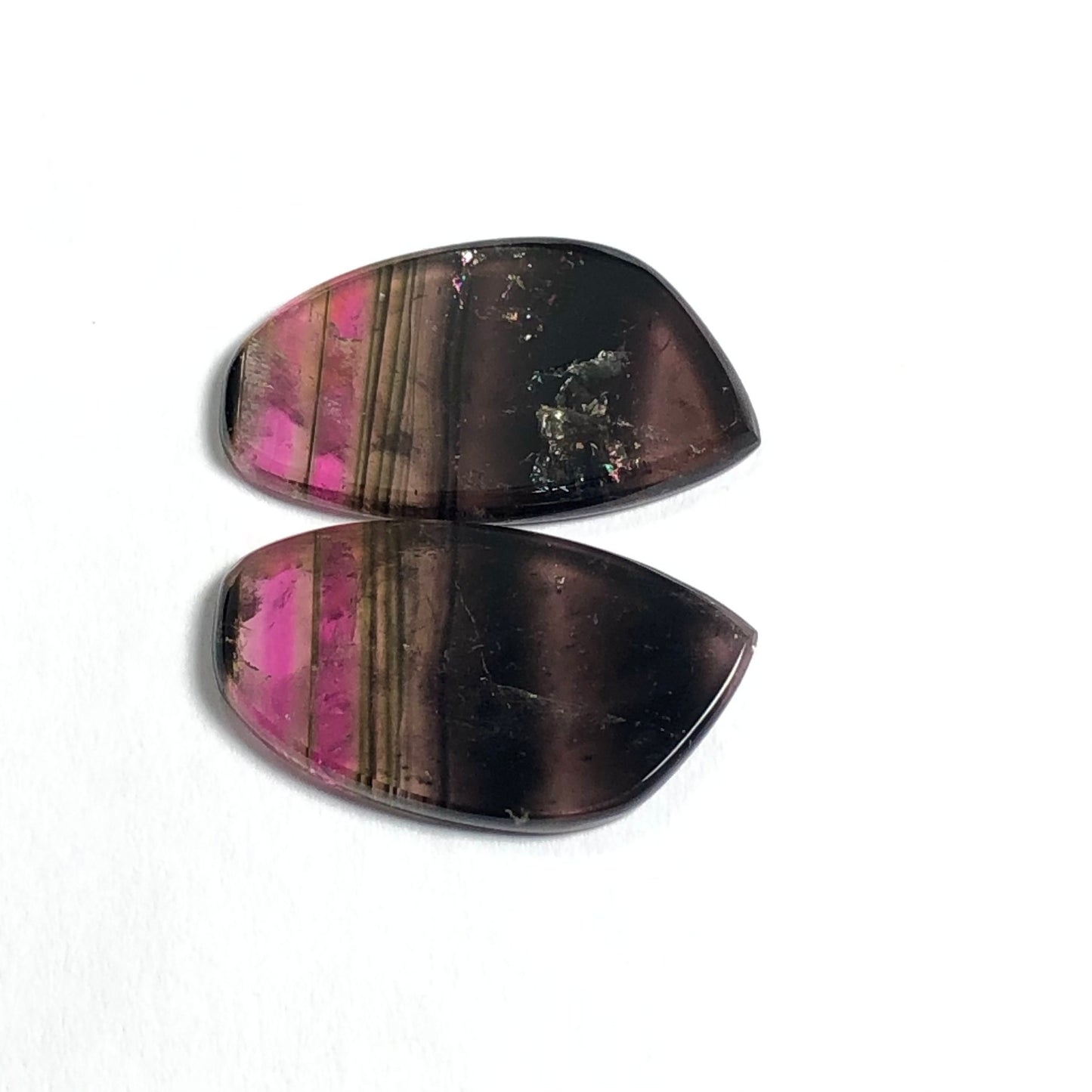 Rainbow tourmaline pair 14.60 carat flat back