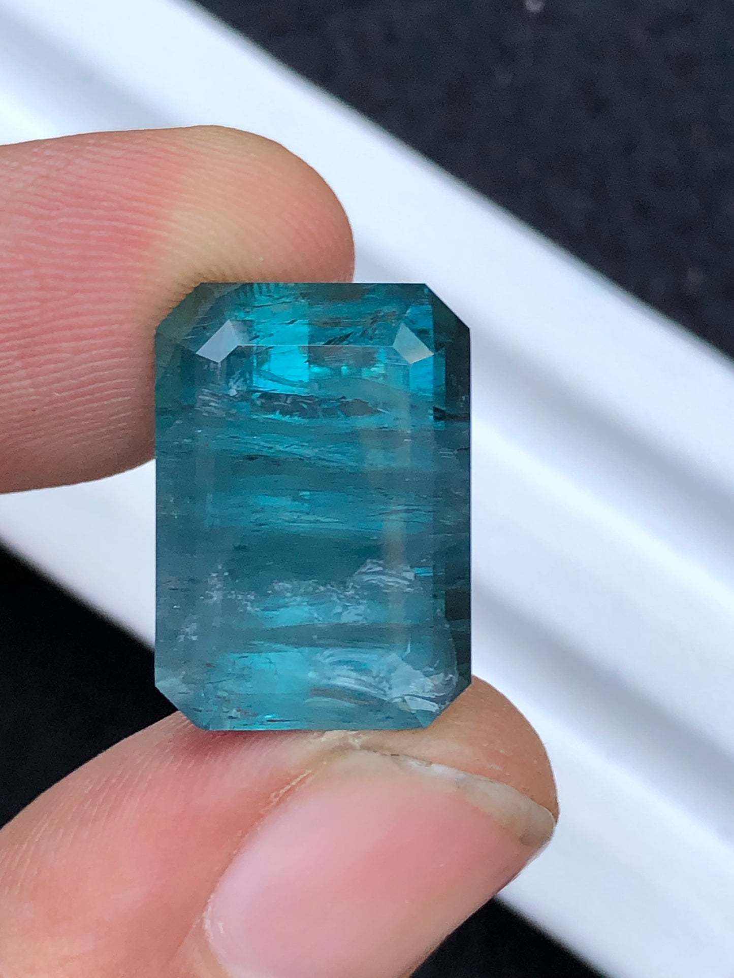 Blue tourmaline 19.90 carat