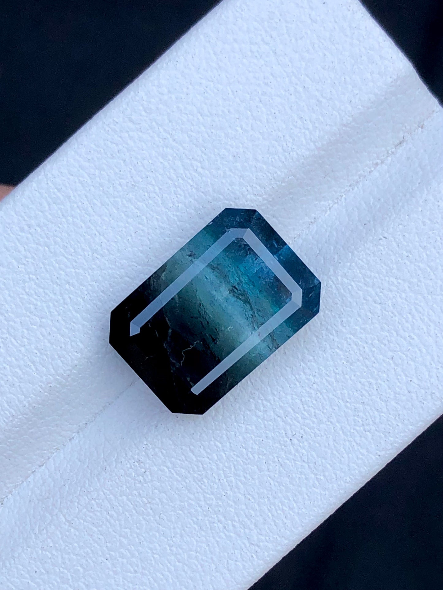 Unique bi colour tourmaline 8.70 carat natural