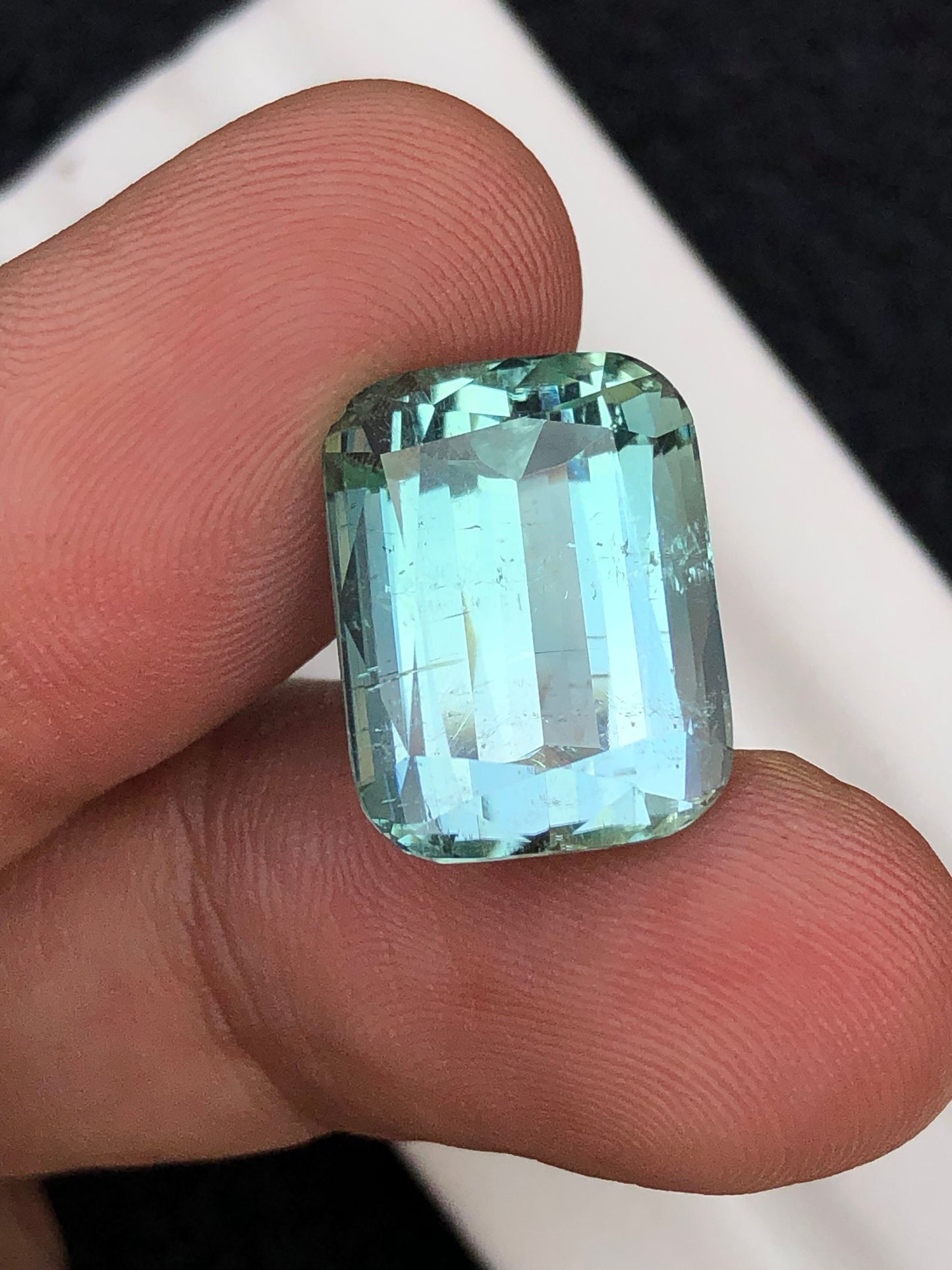 Sea foam tourmaline 15.80 carat