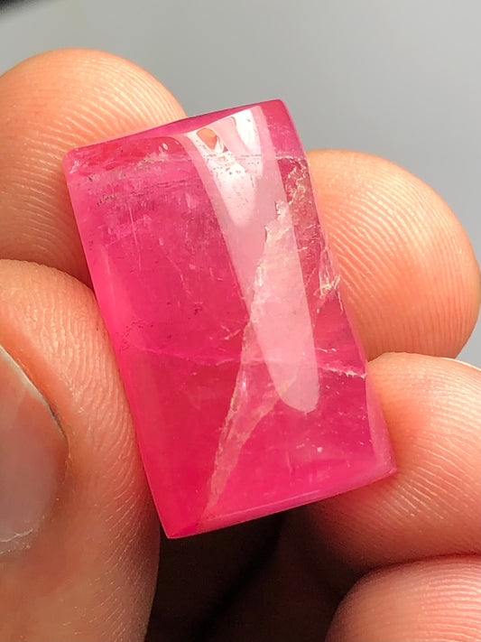 Pink tourmaline cabochon 33 carat