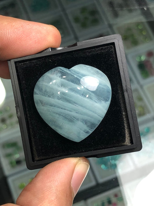 Heart shape blue aquamarine cabochon