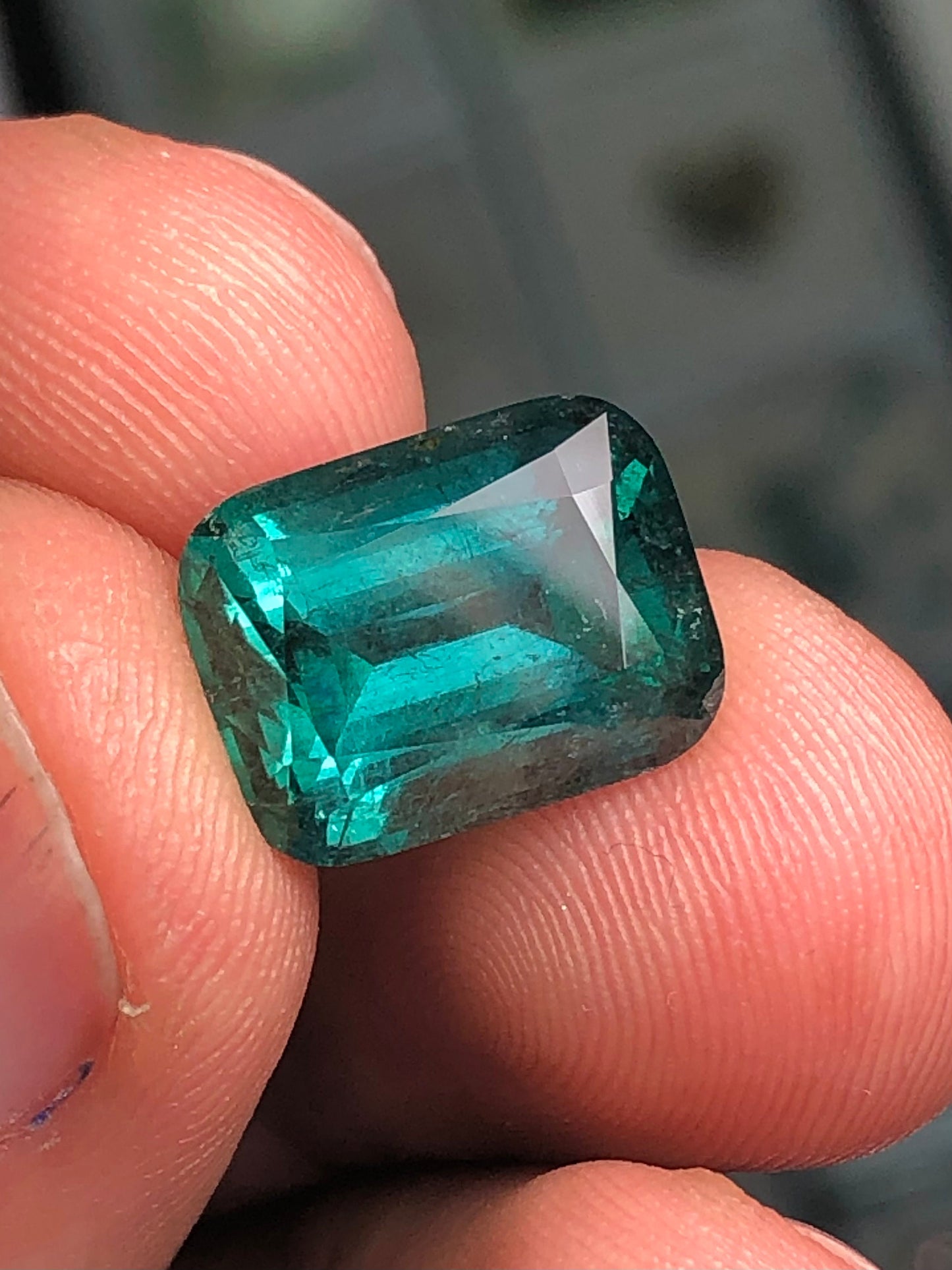 Blue tourmaline 7 carat