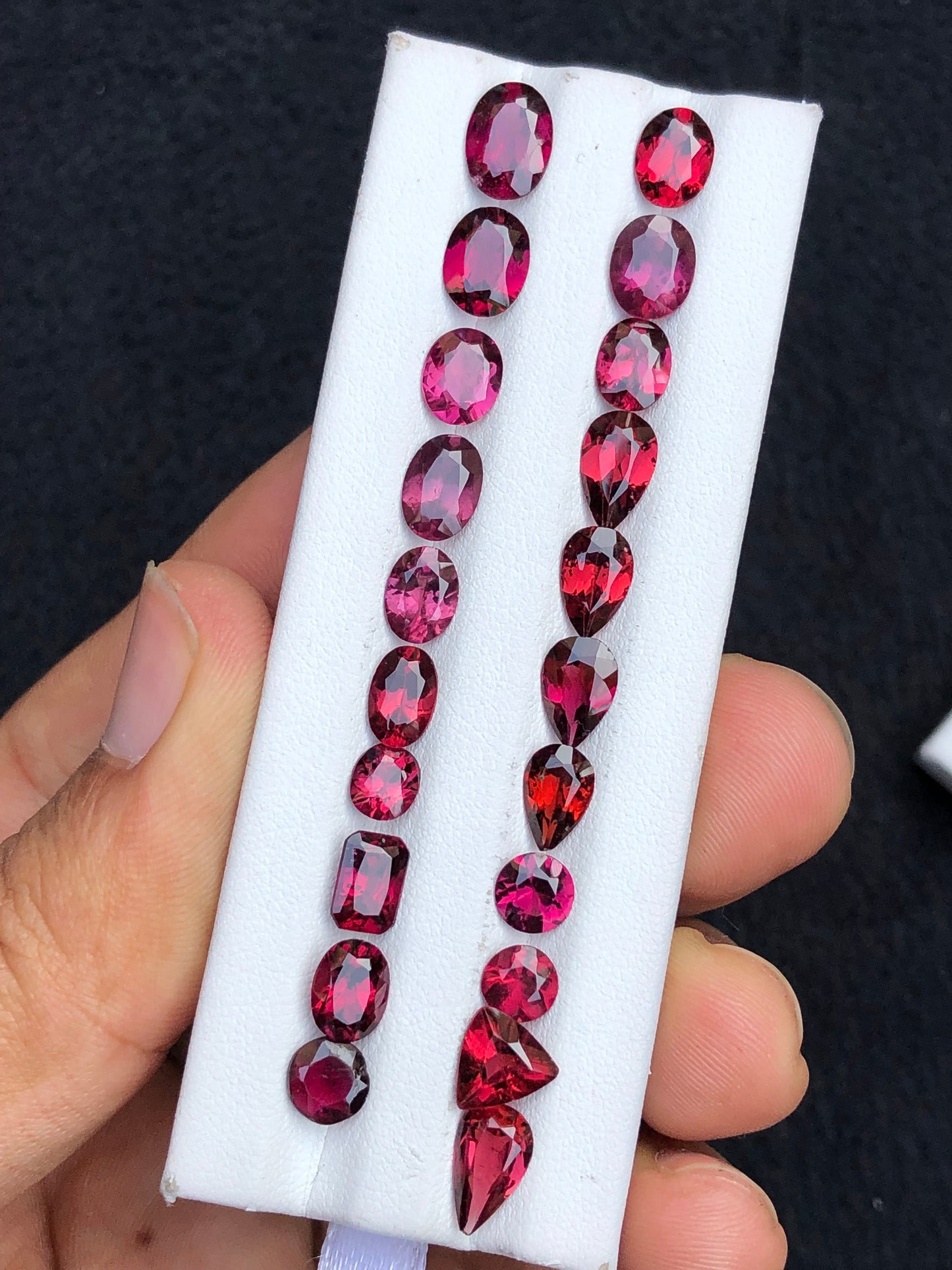 Natural faceted garnet 25.20 carats