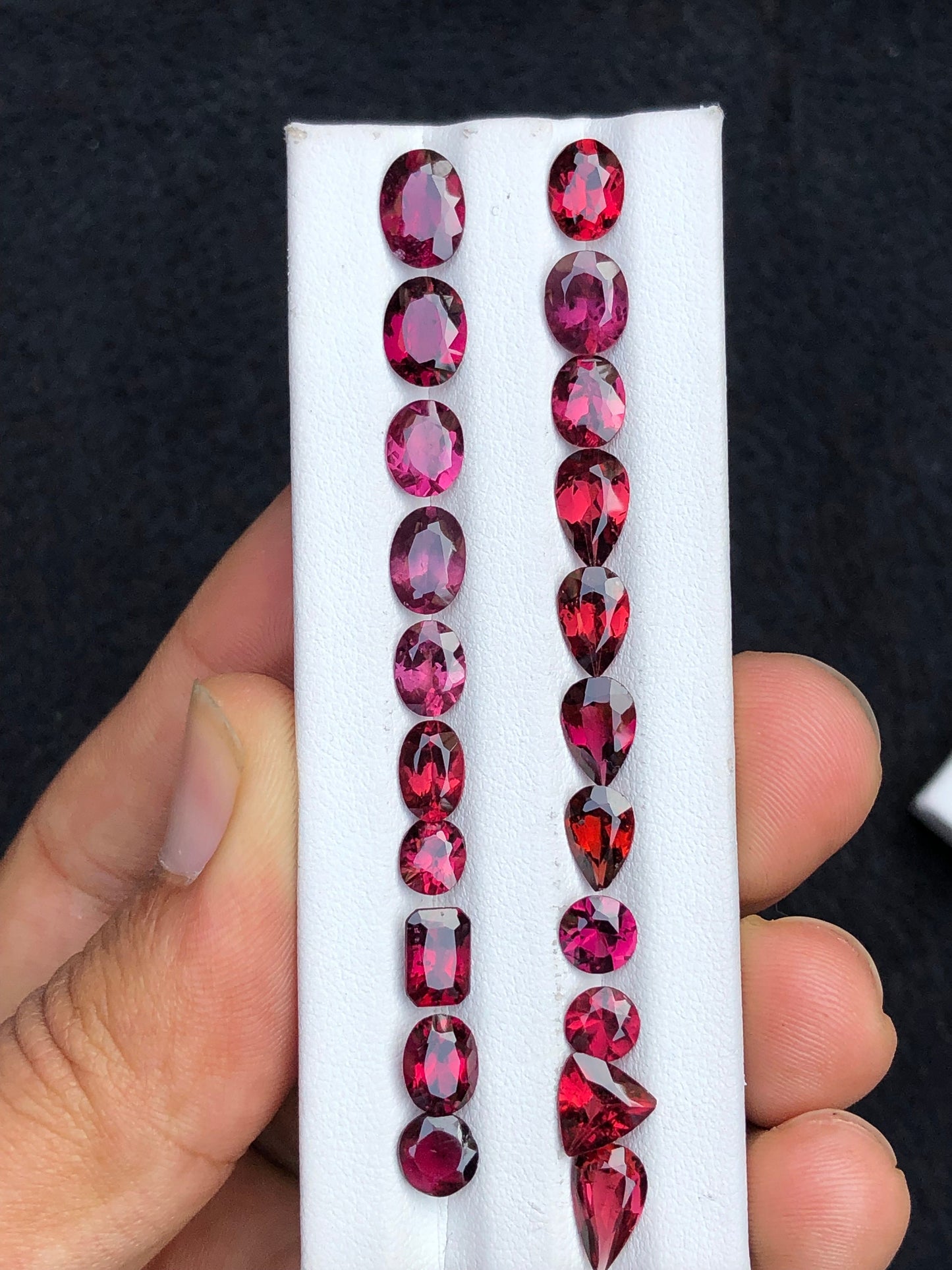 Natural faceted garnet 25.20 carats