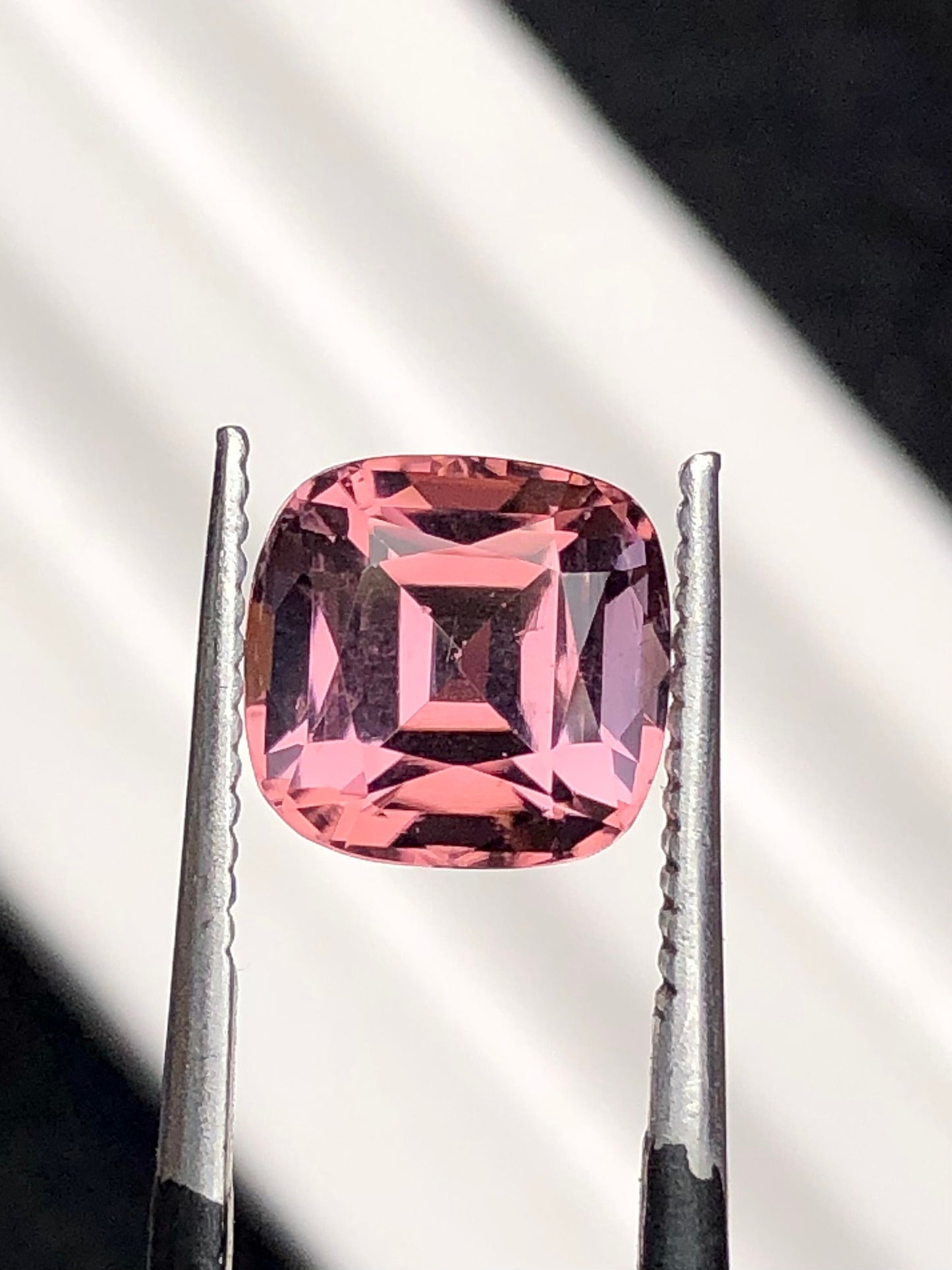 Pink tourmaline 2.80 carat natural