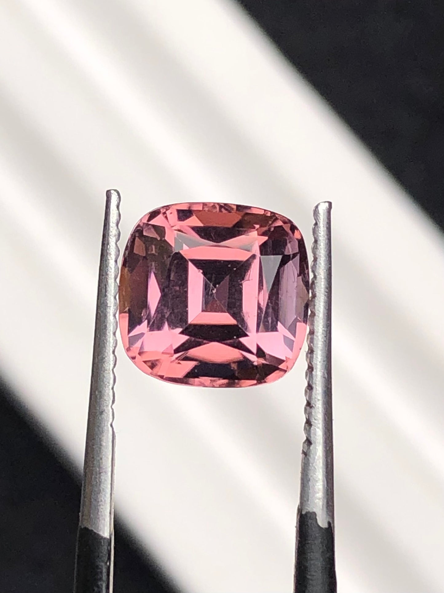 Pink tourmaline 2.80 carat natural