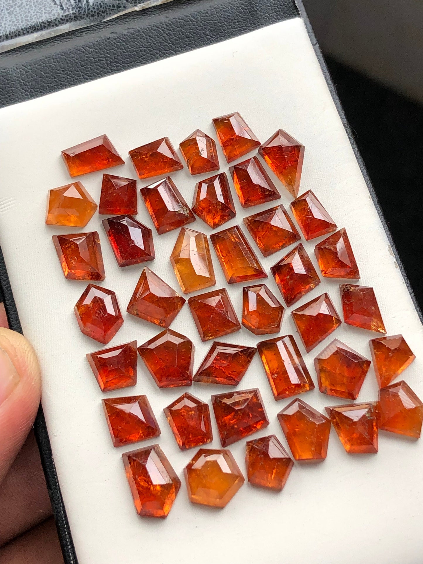 Natural garnet rose cuts 77.80 carats