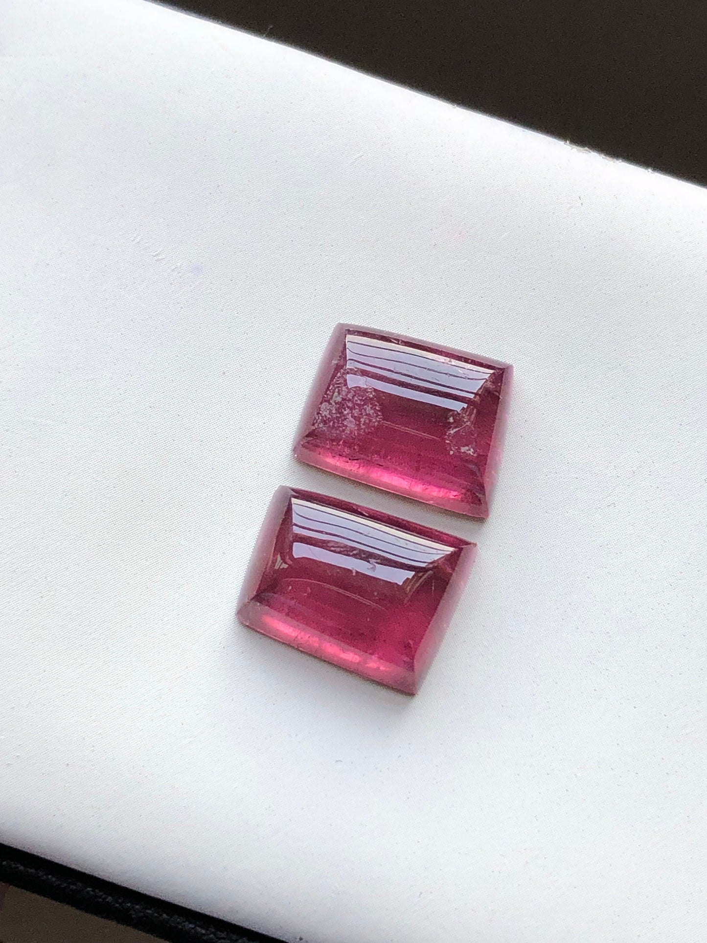 Natural tourmaline pairs 19.40 carat