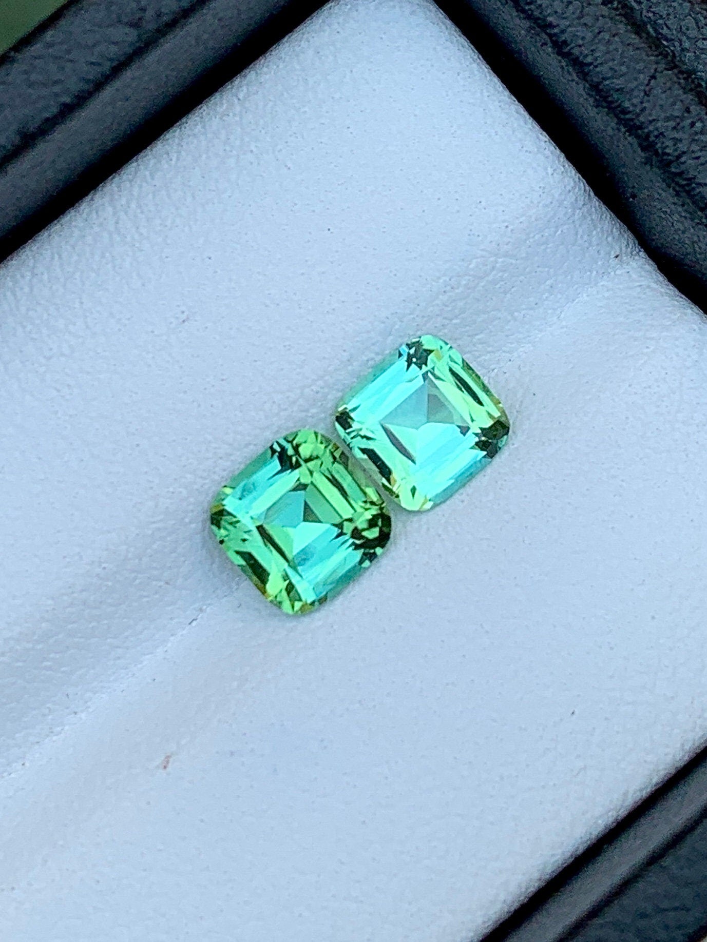 Bluish green tourmalines 2 carats natural