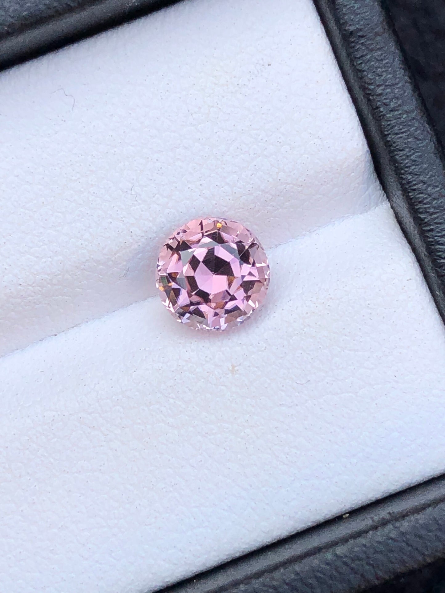 Pink tourmaline 1.45 carat round shape