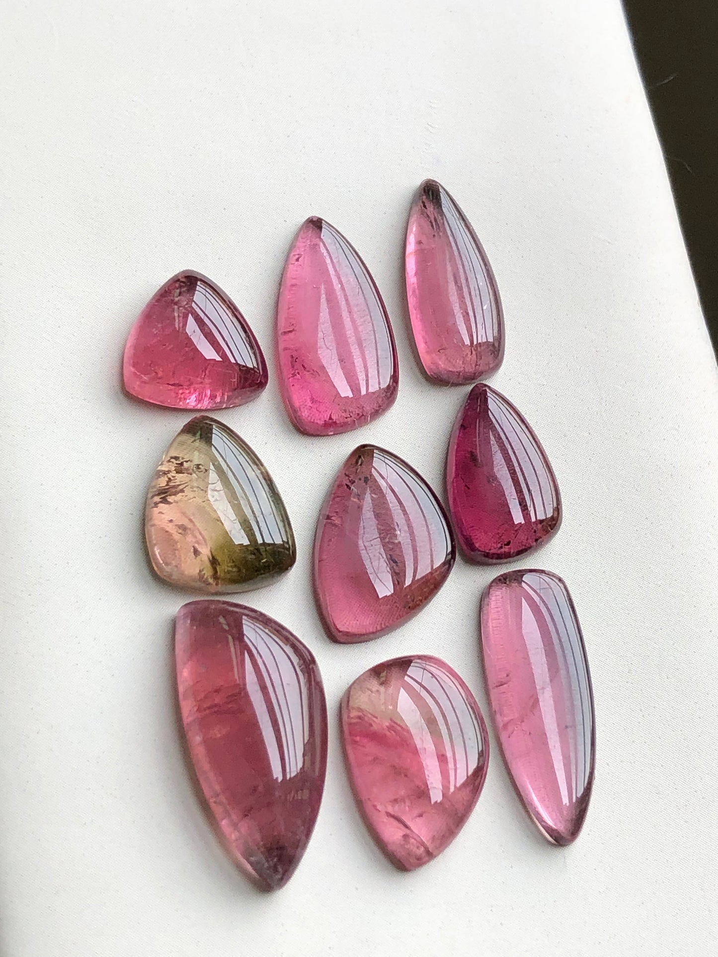 Natural pink tourmaline cabochons lote 43.70 carats