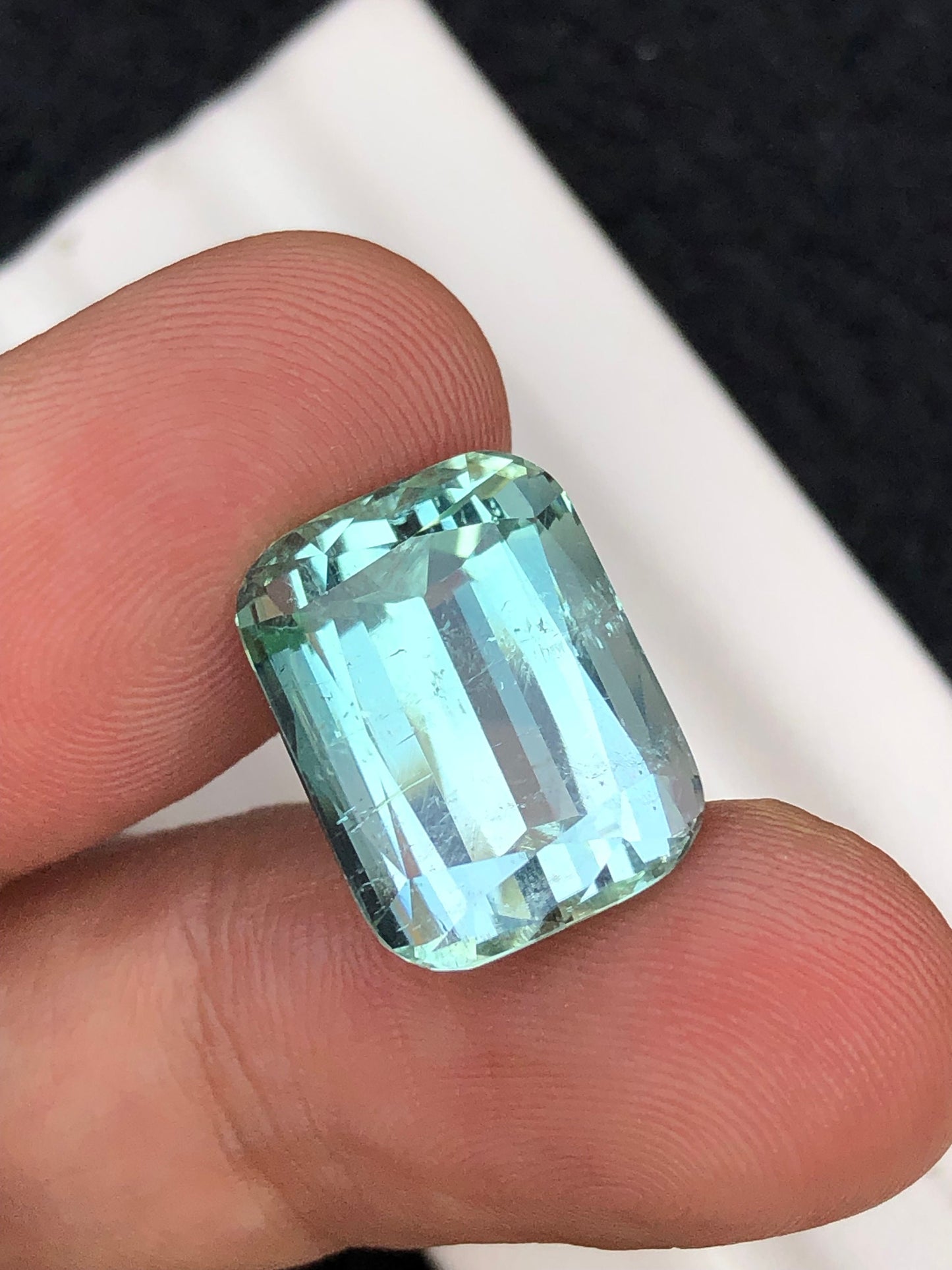 Sea foam tourmaline 15.80 carat