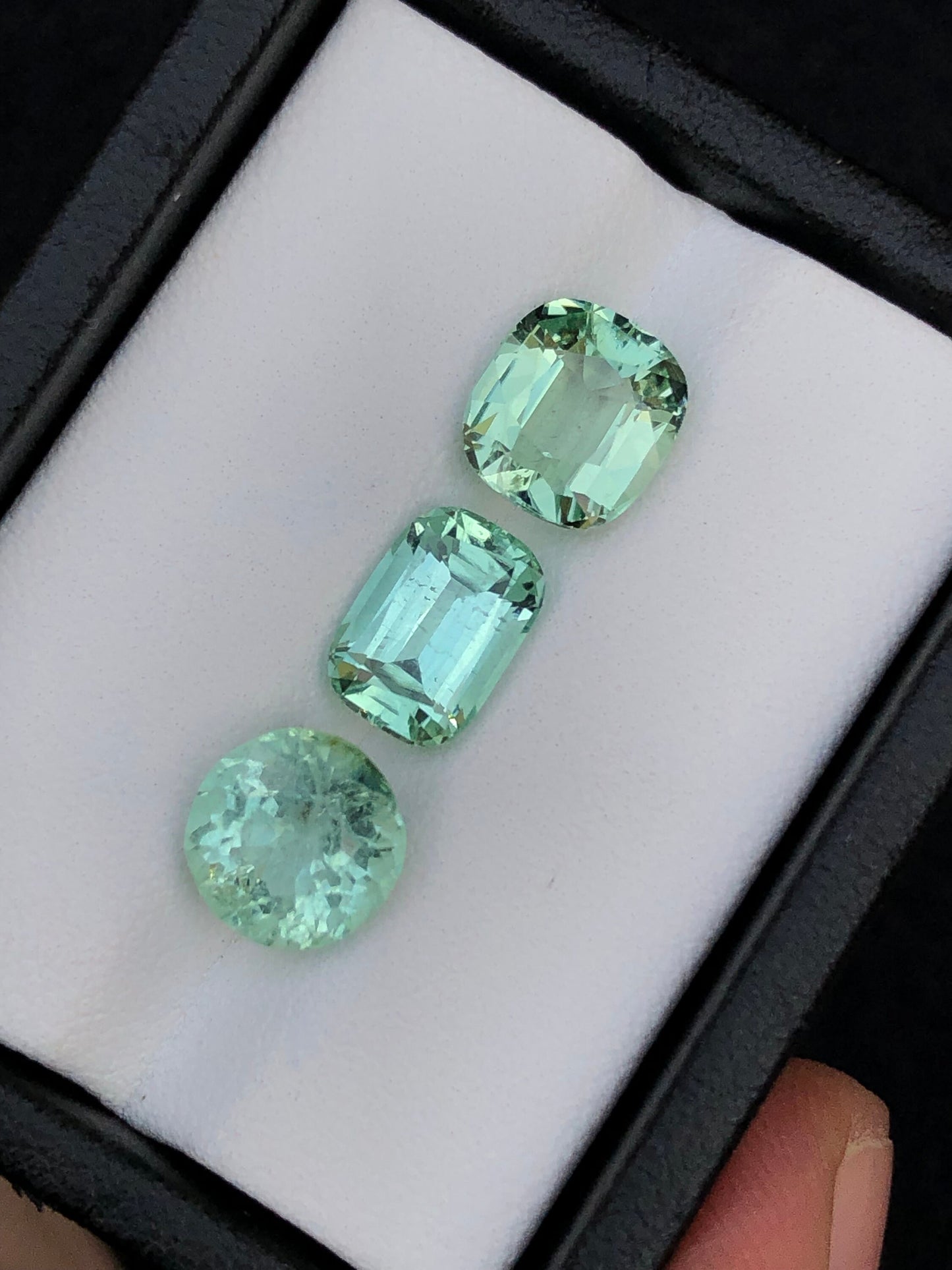 Sea foam tourmalines 6.90 carats