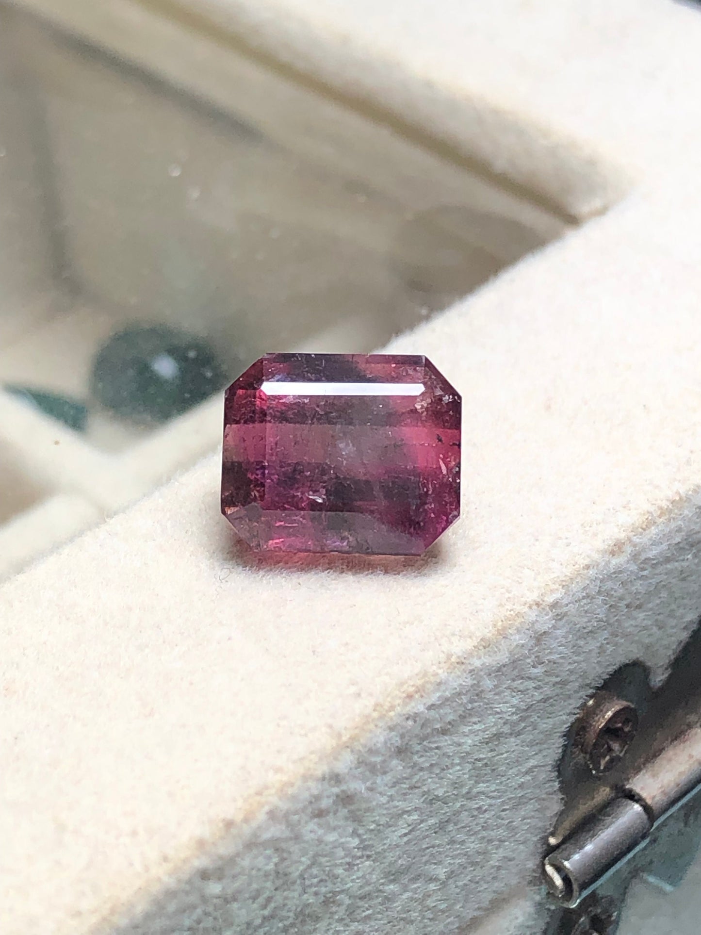 Natural tourmaline 5.50 carat