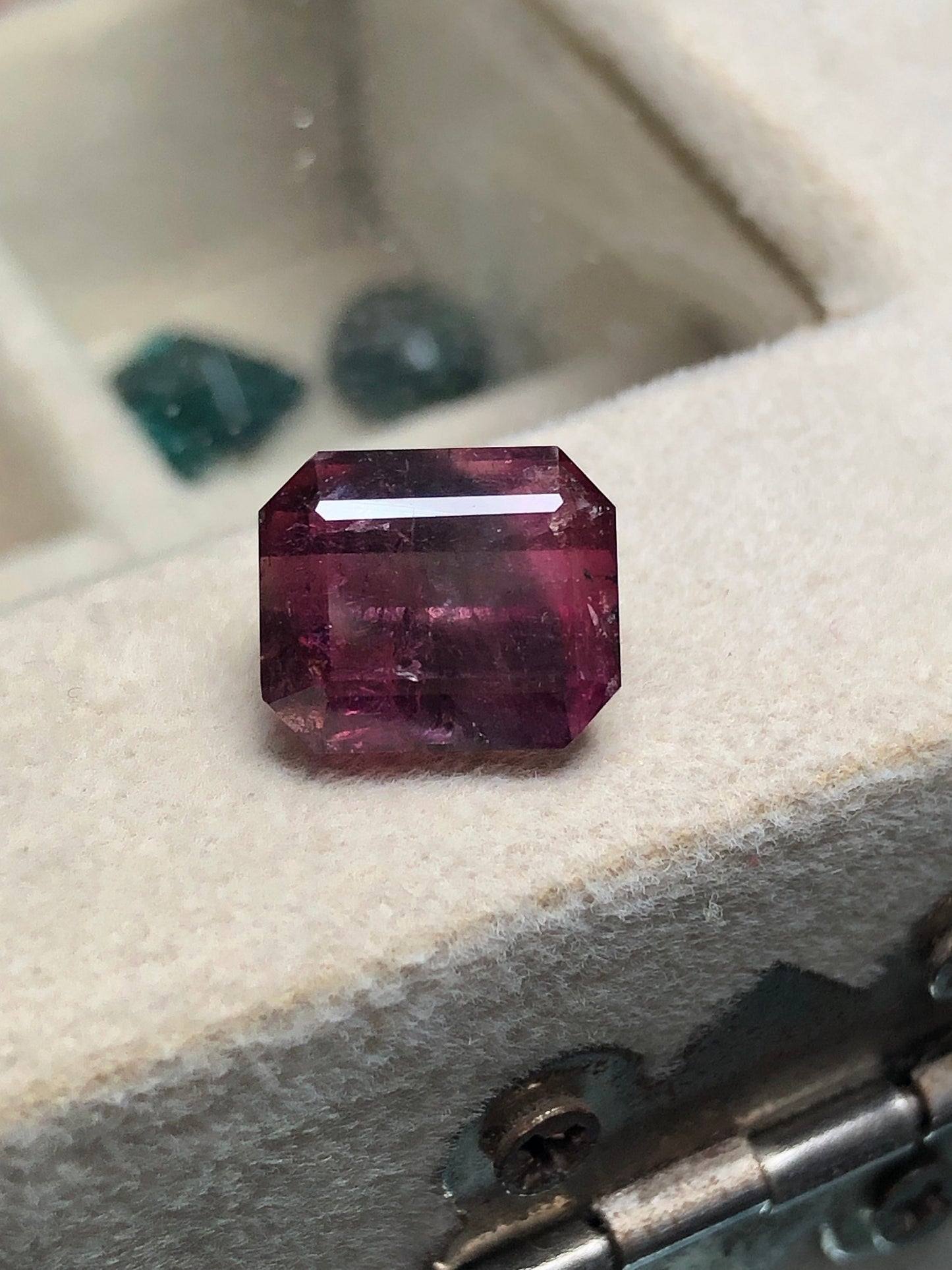 Natural tourmaline 5.50 carat