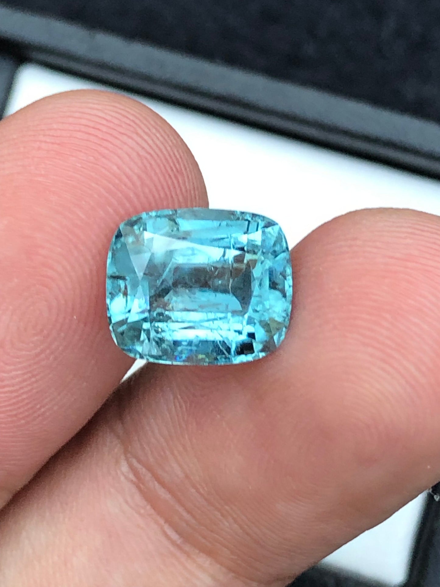 Blue tourmaline 4.60 carat natural