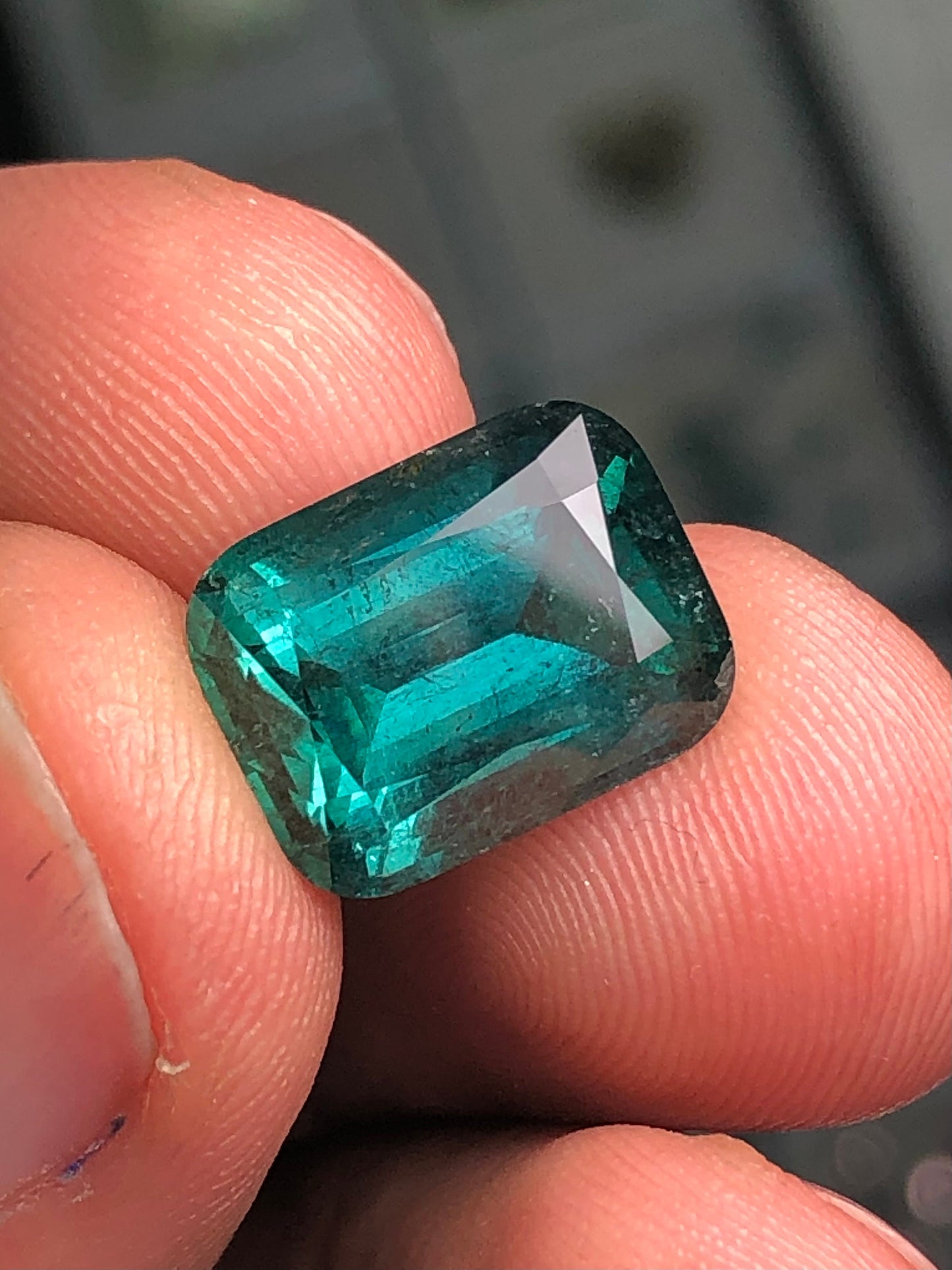 Blue tourmaline 7 carat