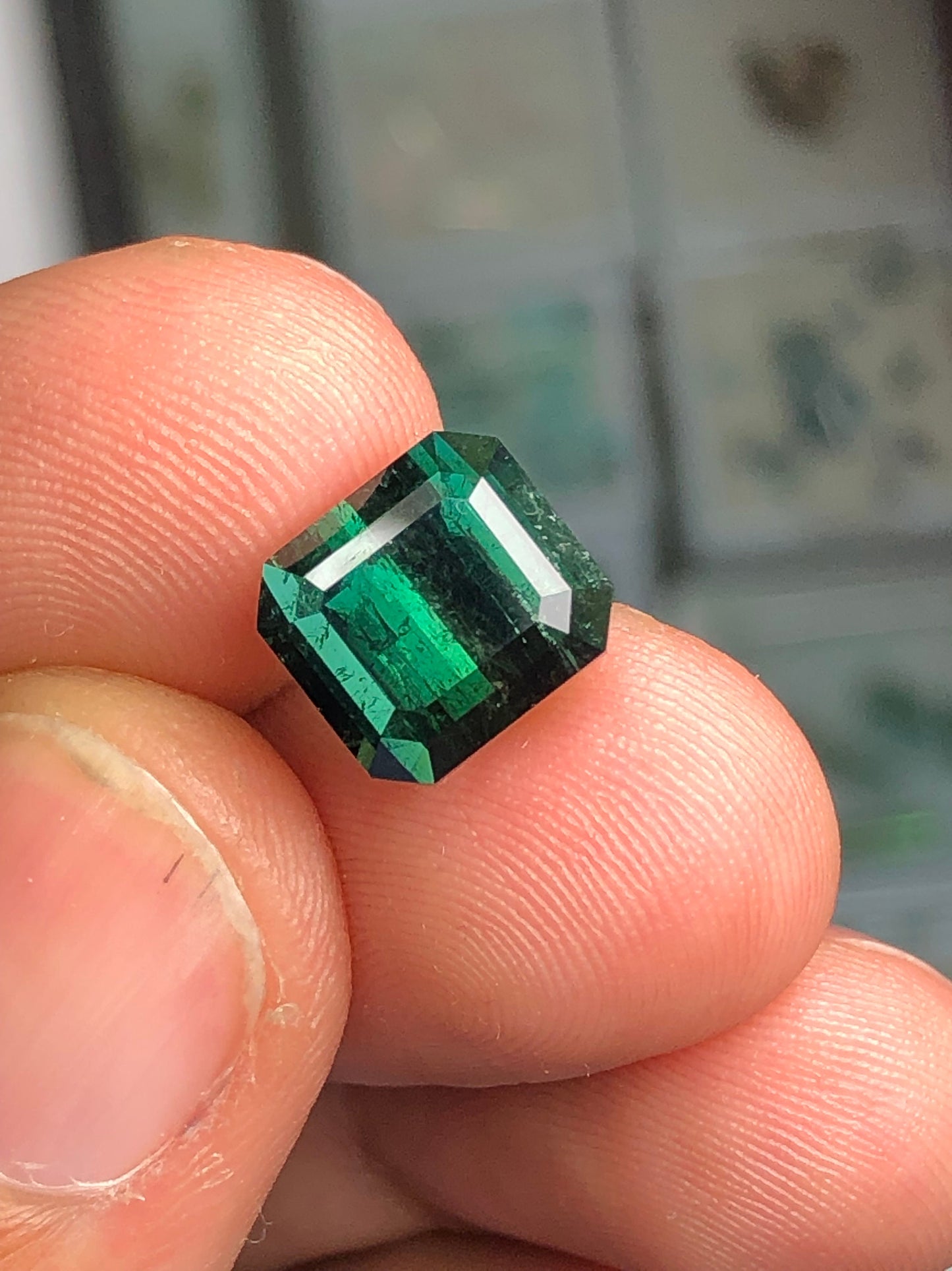 Dark green tourmaline 5 carat