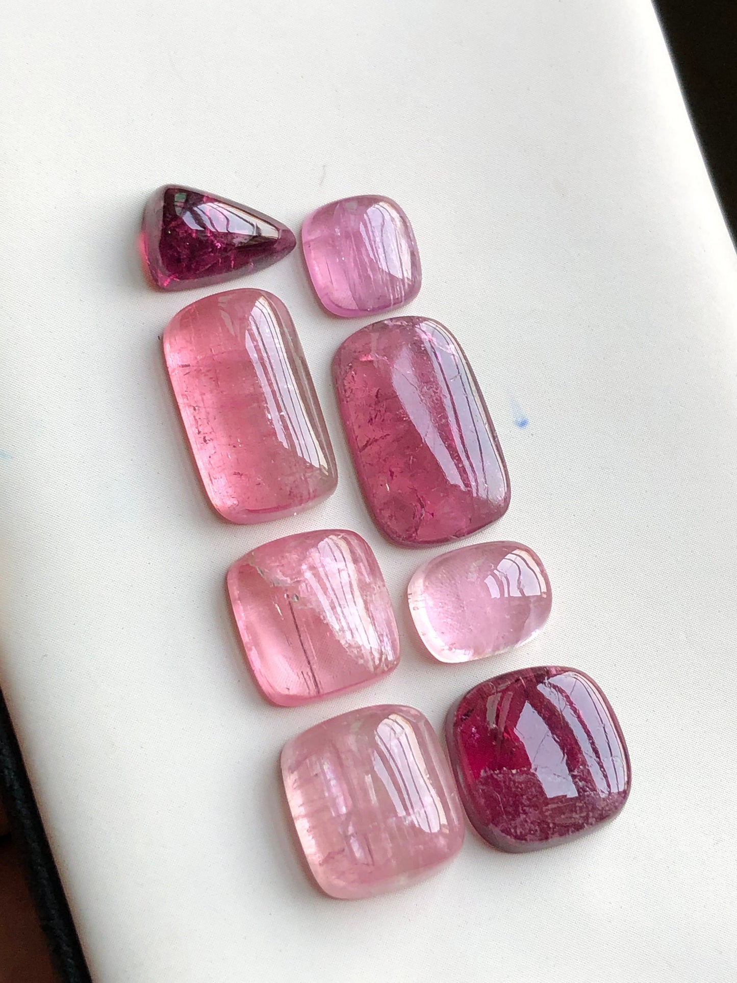 Pink tourmaline cabochons lot 40.50 carats