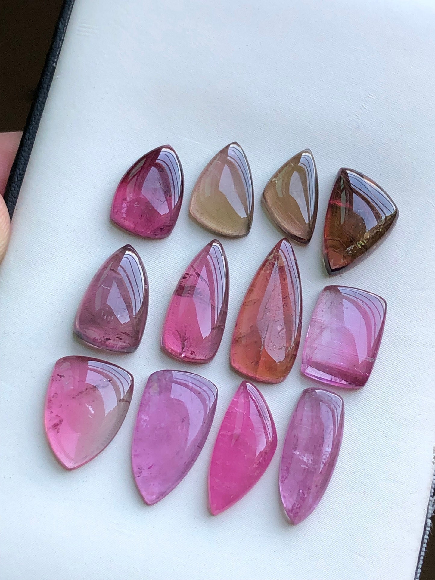 Pink tourmaline cabochons lote 45.60 carats