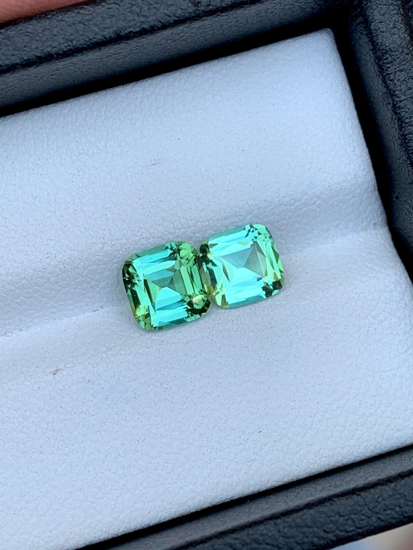 Bluish green tourmalines 2 carats natural