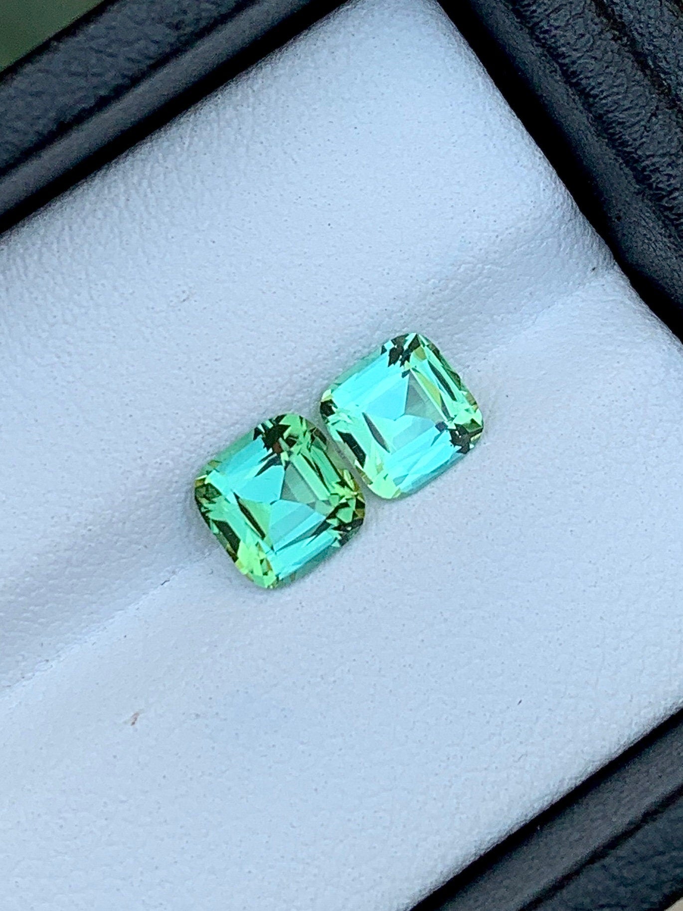 Bluish green tourmalines 2 carats natural