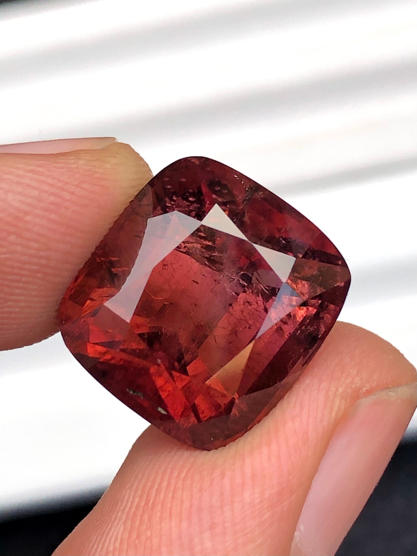 Rubilight tourmaline 21.30 carat