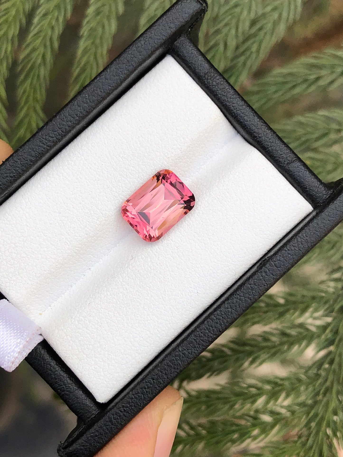 Pink tourmaline 3.55 carat