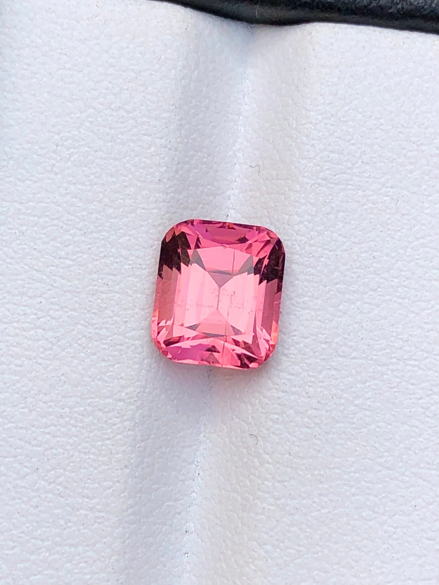 Pink tourmaline 2.85 carat