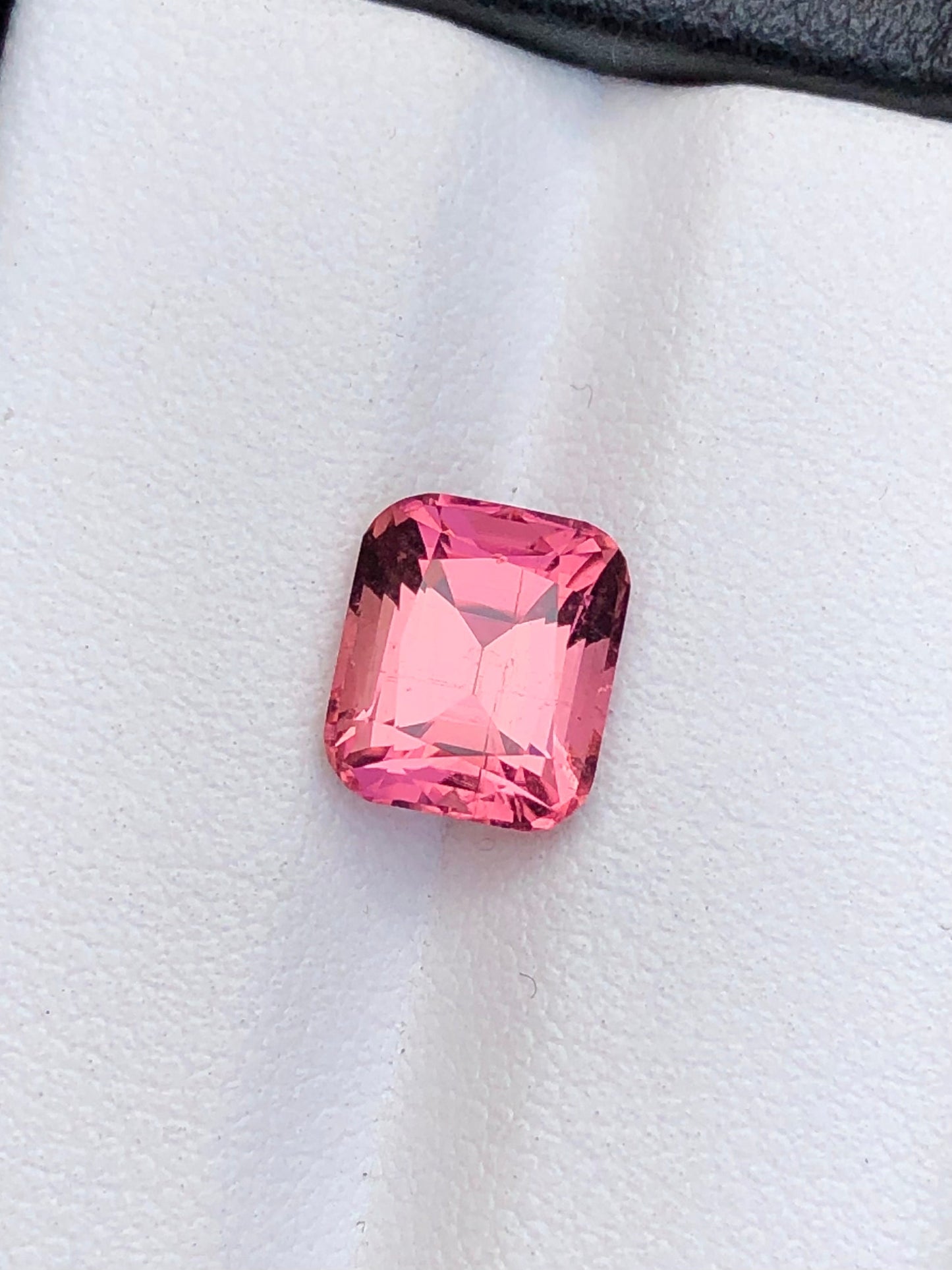 Pink tourmaline 2.85 carat