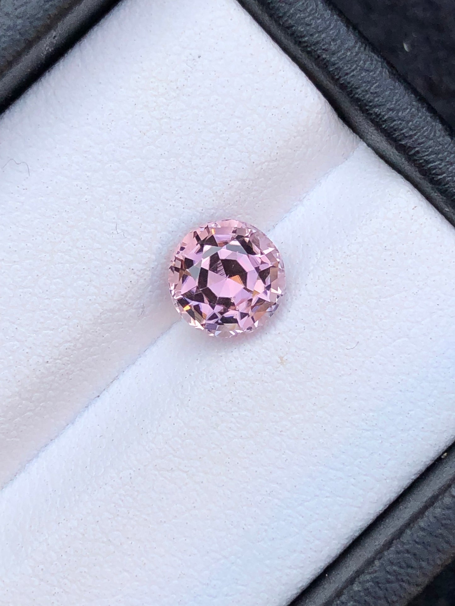 Pink tourmaline 1.45 carat round shape