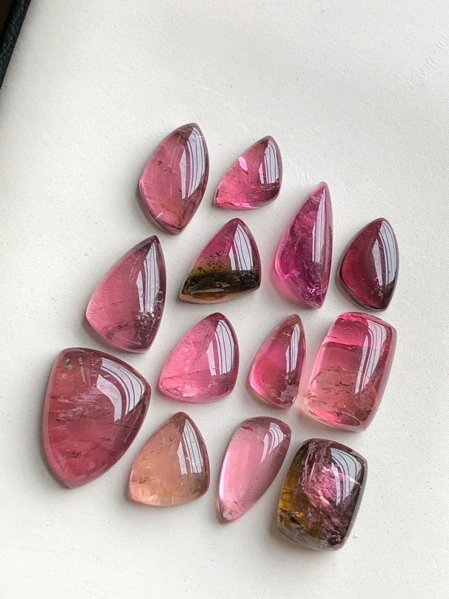 Natural Pink tourmaline cabochons lote 39.60 carats