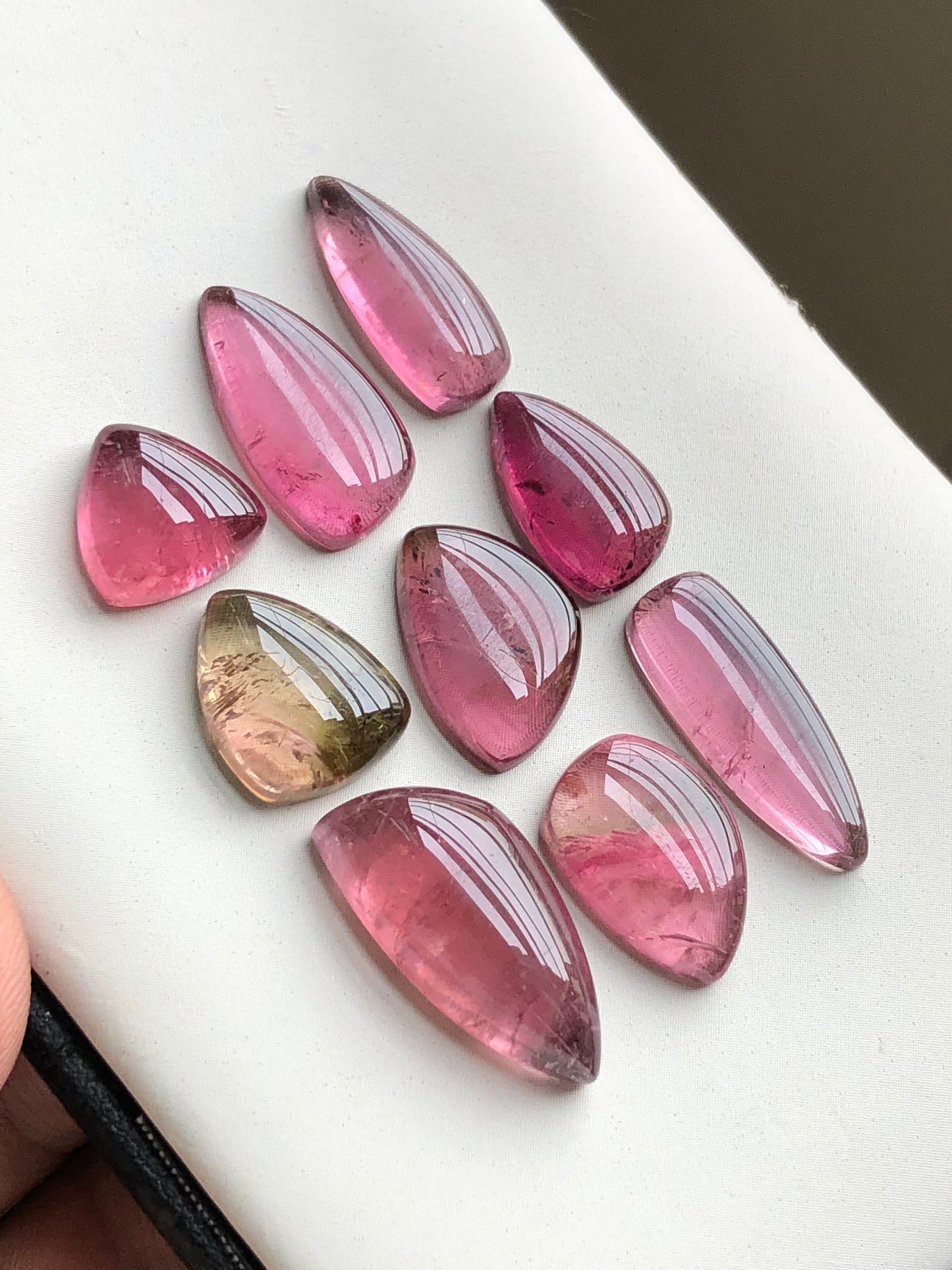 Natural pink tourmaline cabochons lote 43.70 carats