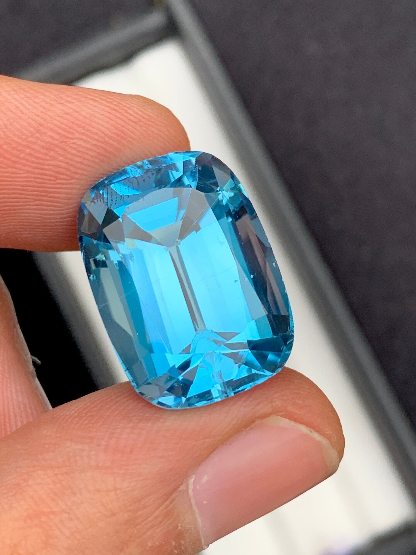 Swiss topaz 30 carat