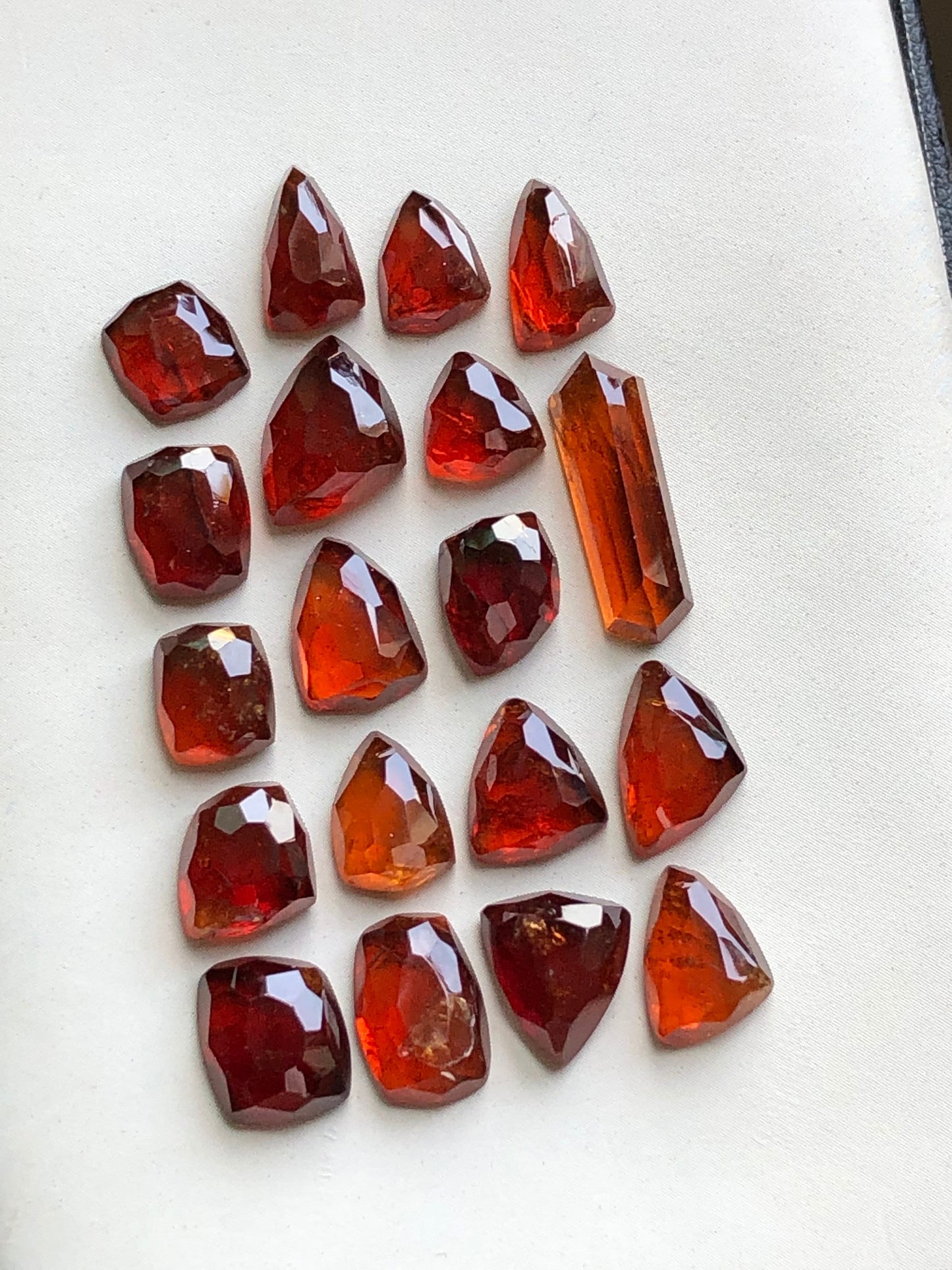 Spesertine garnet rose cuts 45.70 carats