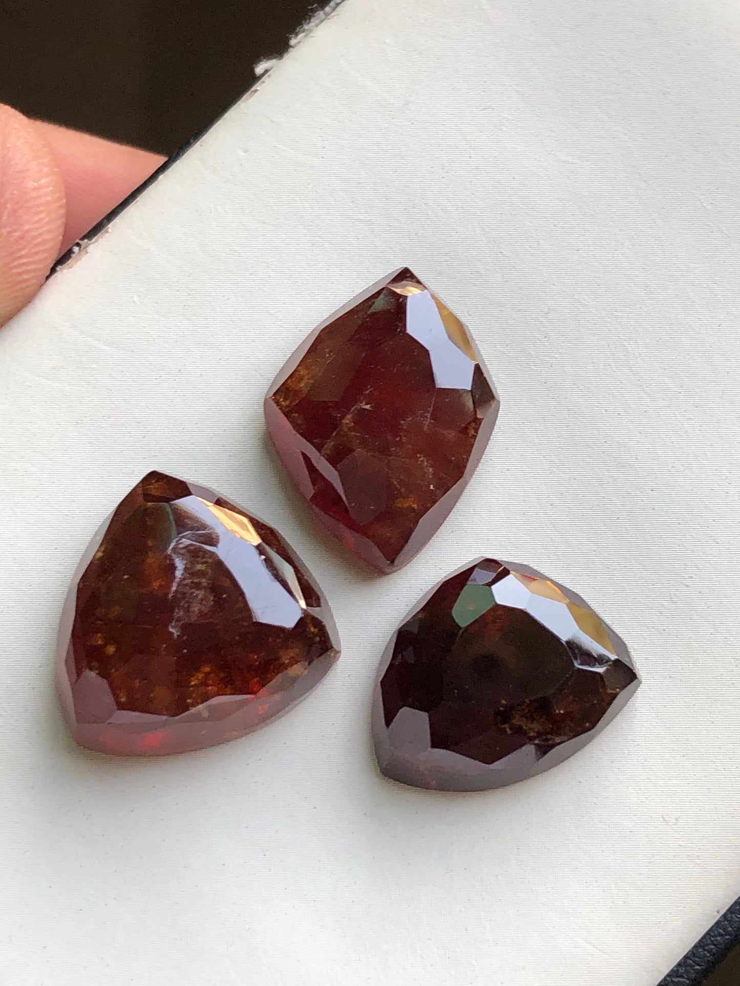 Spesertine garnet rose cuts 68 carats