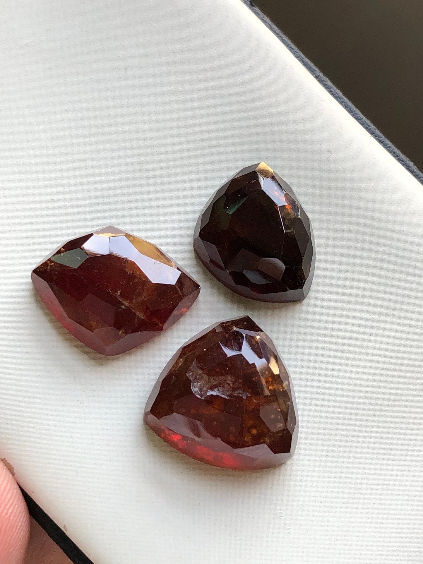 Spesertine garnet rose cuts 68 carats