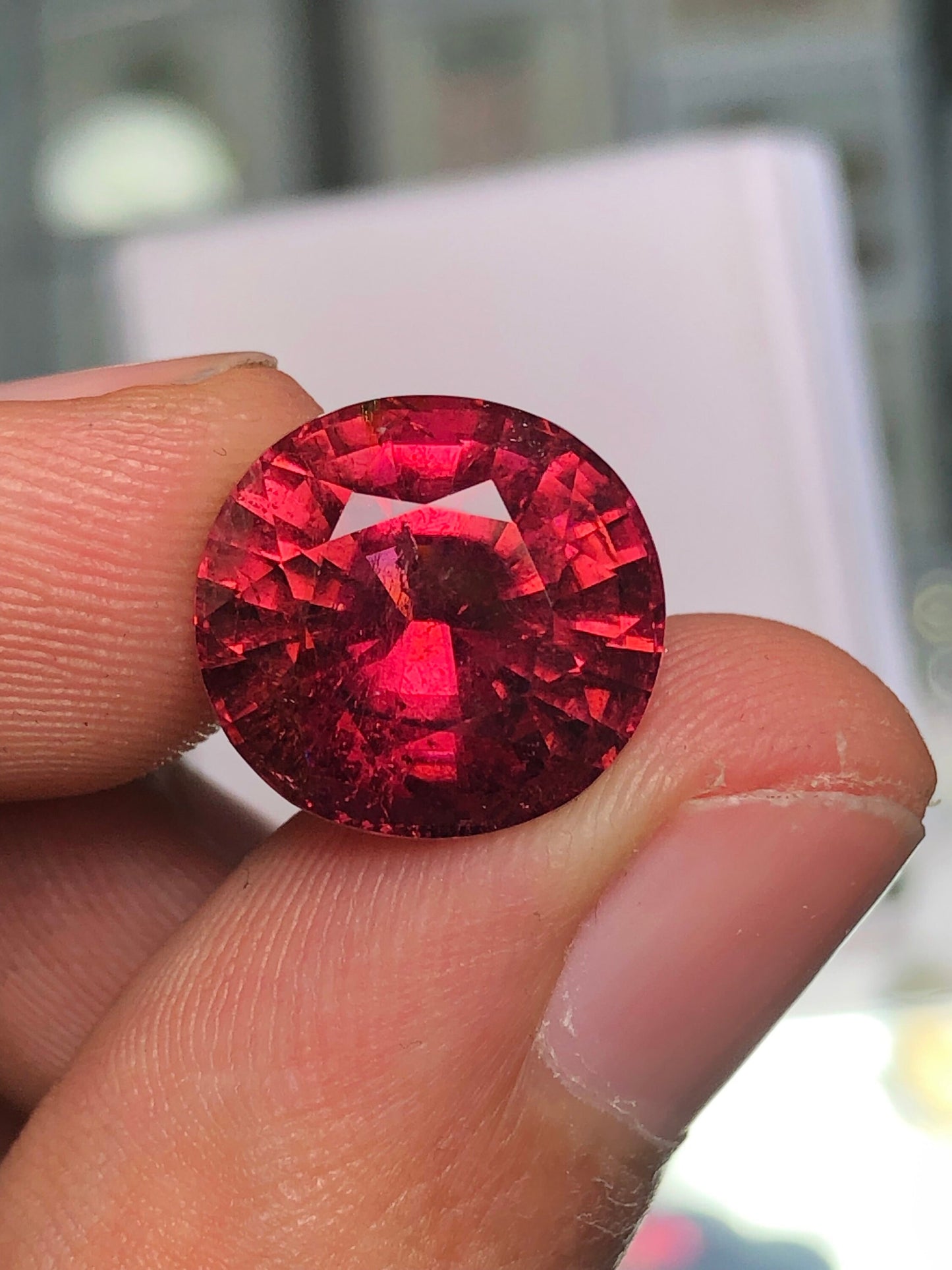 Hot pink tourmaline 9.80 carat