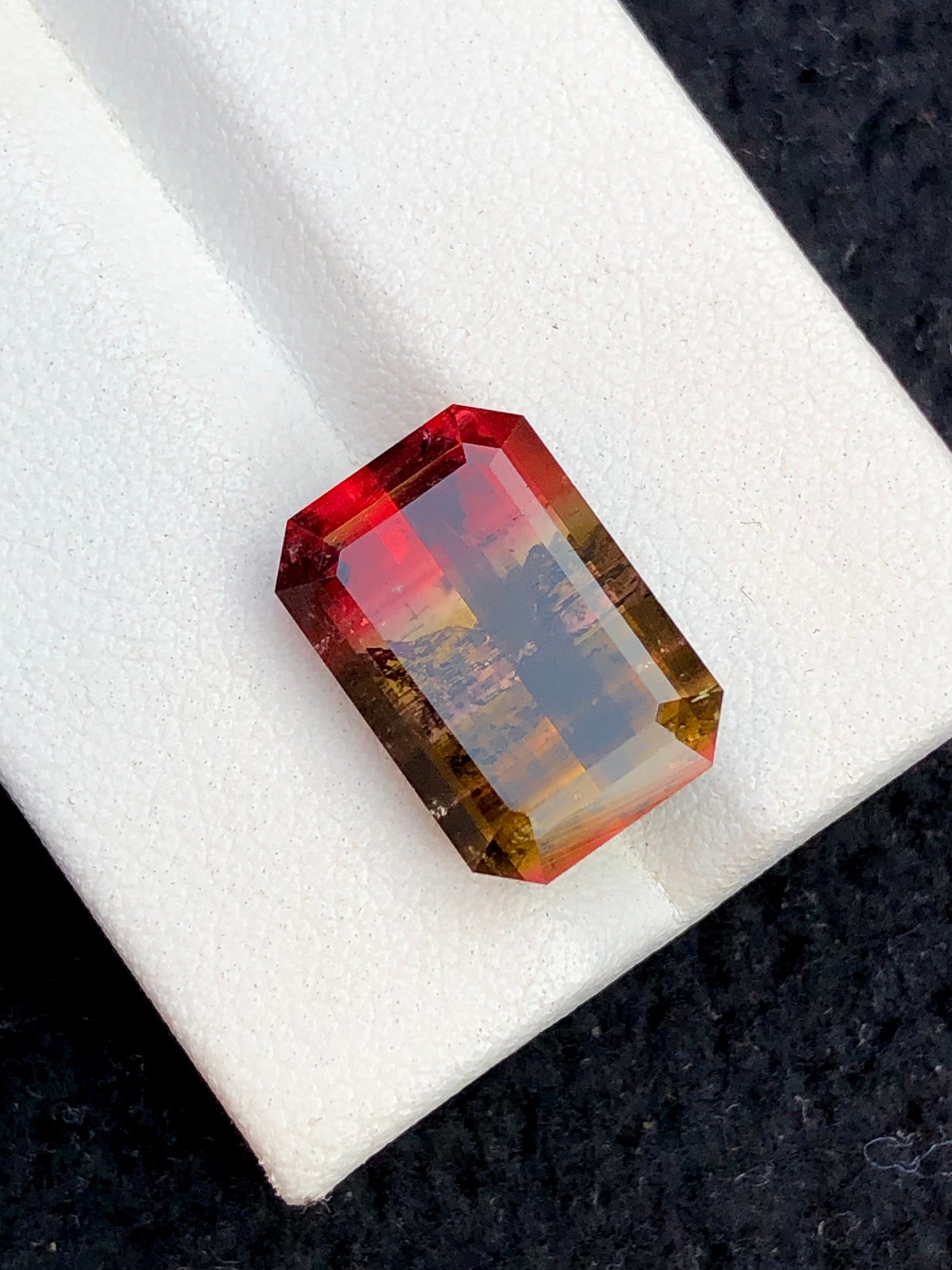 Unique colour tourmaline 8.80 carat