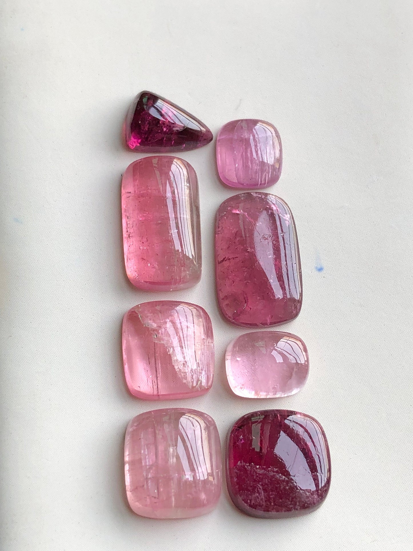 Pink tourmaline cabochons lot 40.50 carats