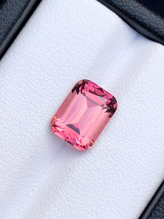 Pink tourmaline 3.55 carat