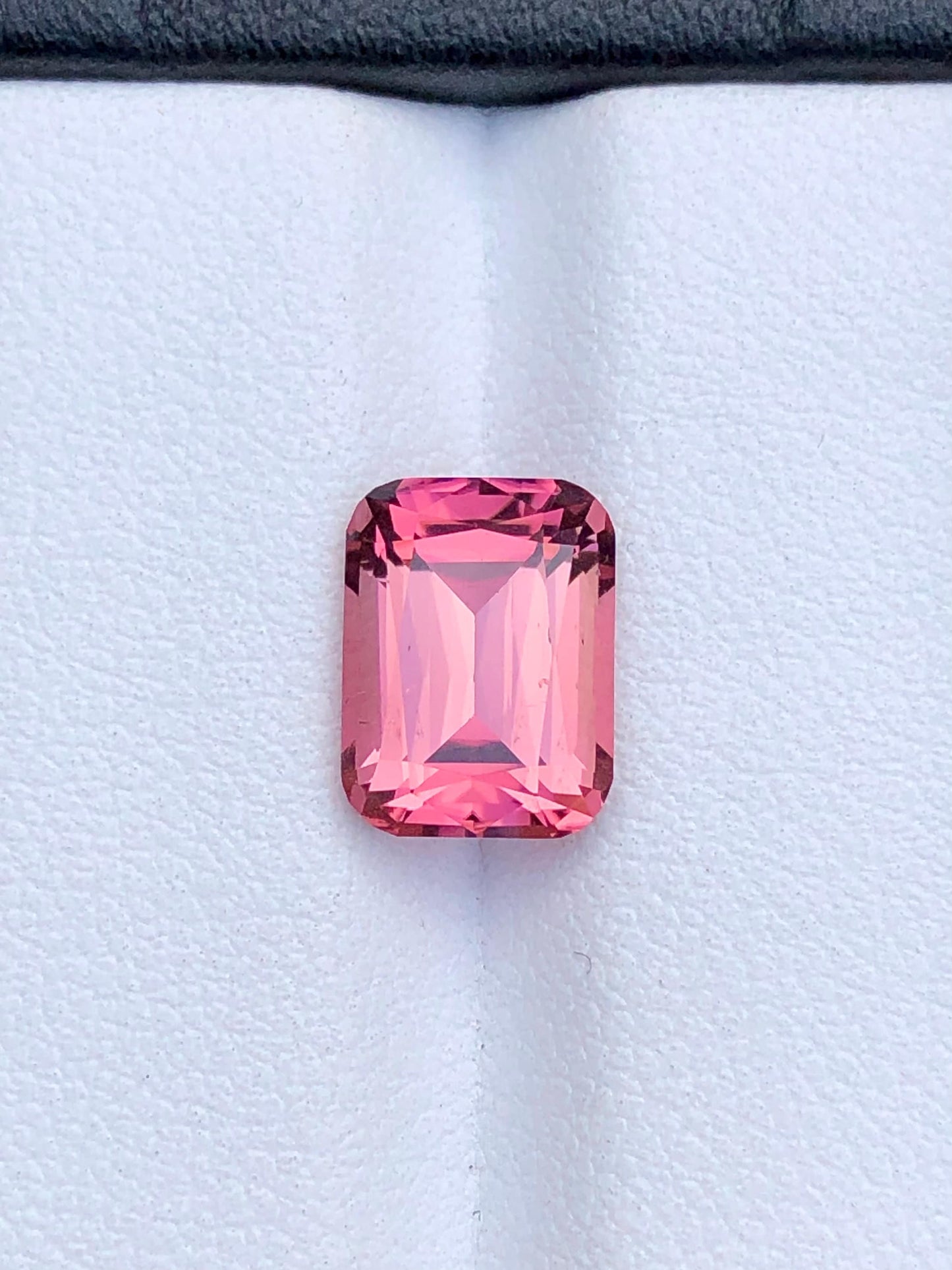 Pink tourmaline 3.55 carat