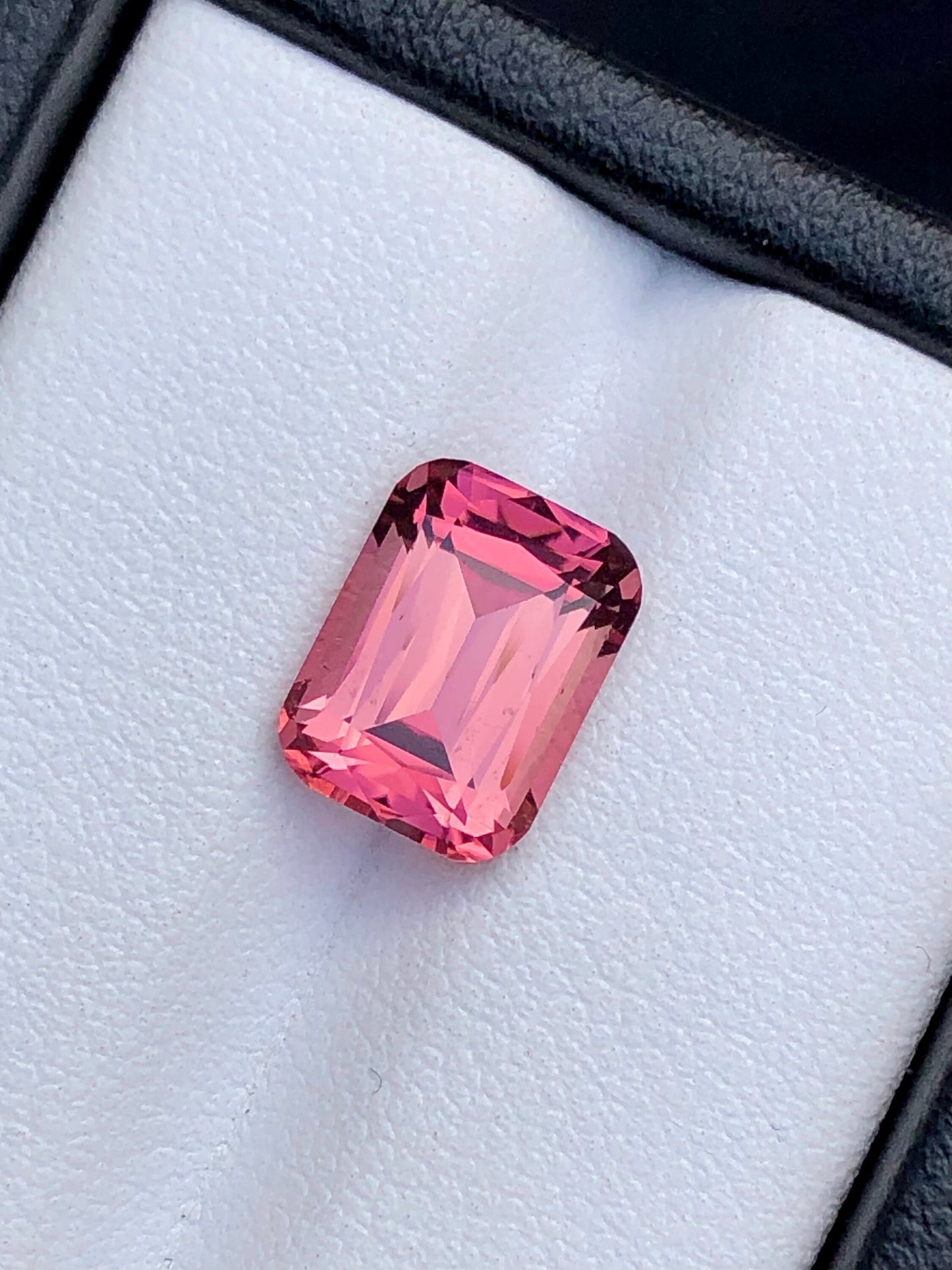 Pink tourmaline 3.55 carat