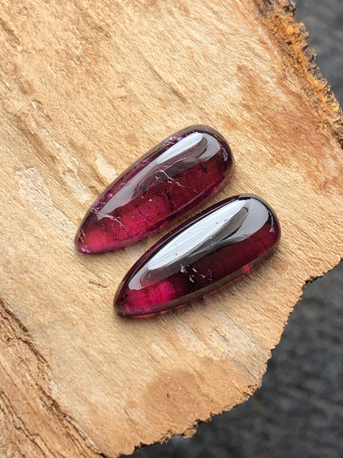 Red tourmaline tourmaline pair 16.60 carats